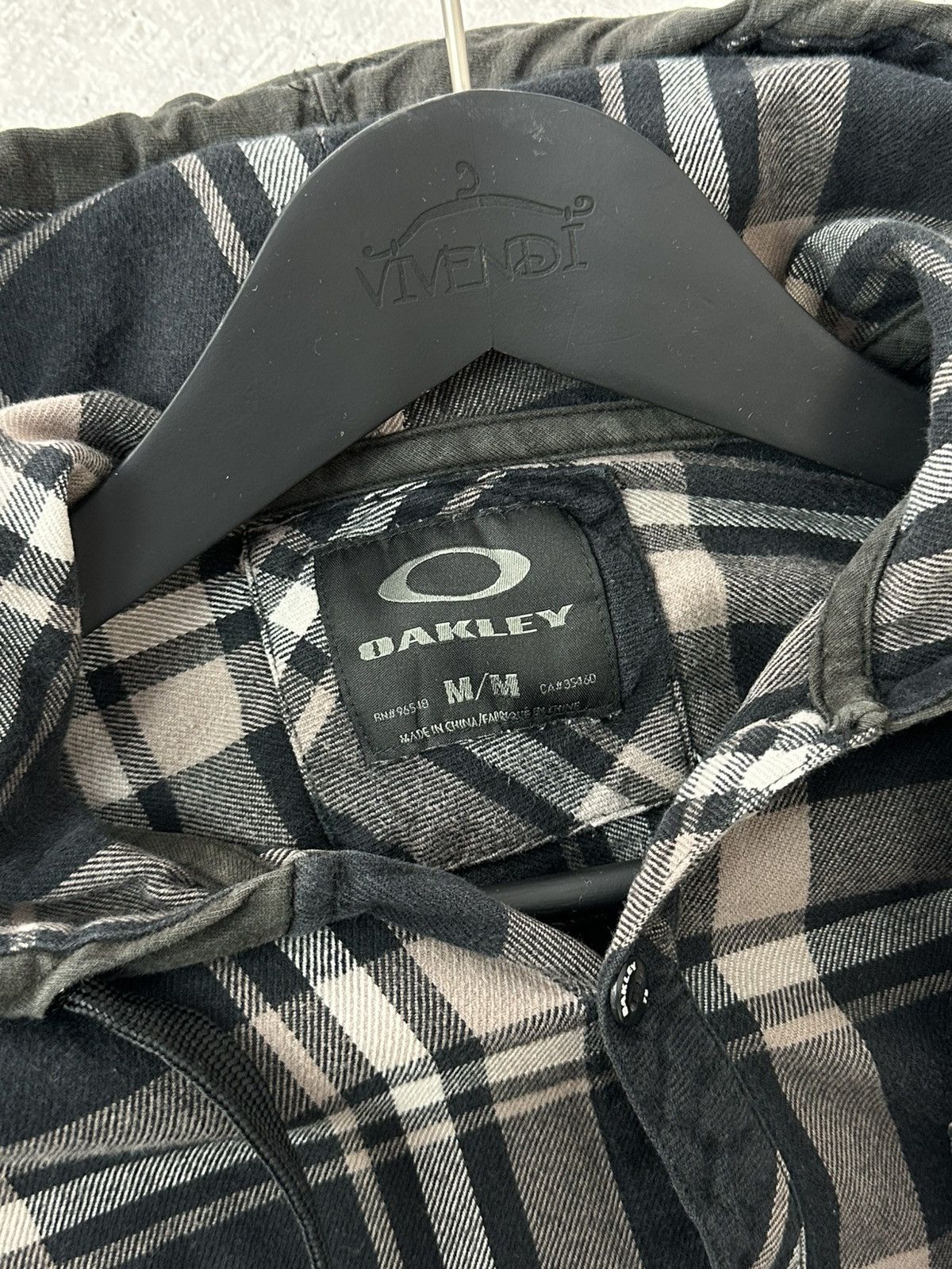 Oakley Vintage Oakley Check Long Sleeve Hooded Flannel Shirt Size US M / EU 48-50 / 2 - 10 Thumbnail