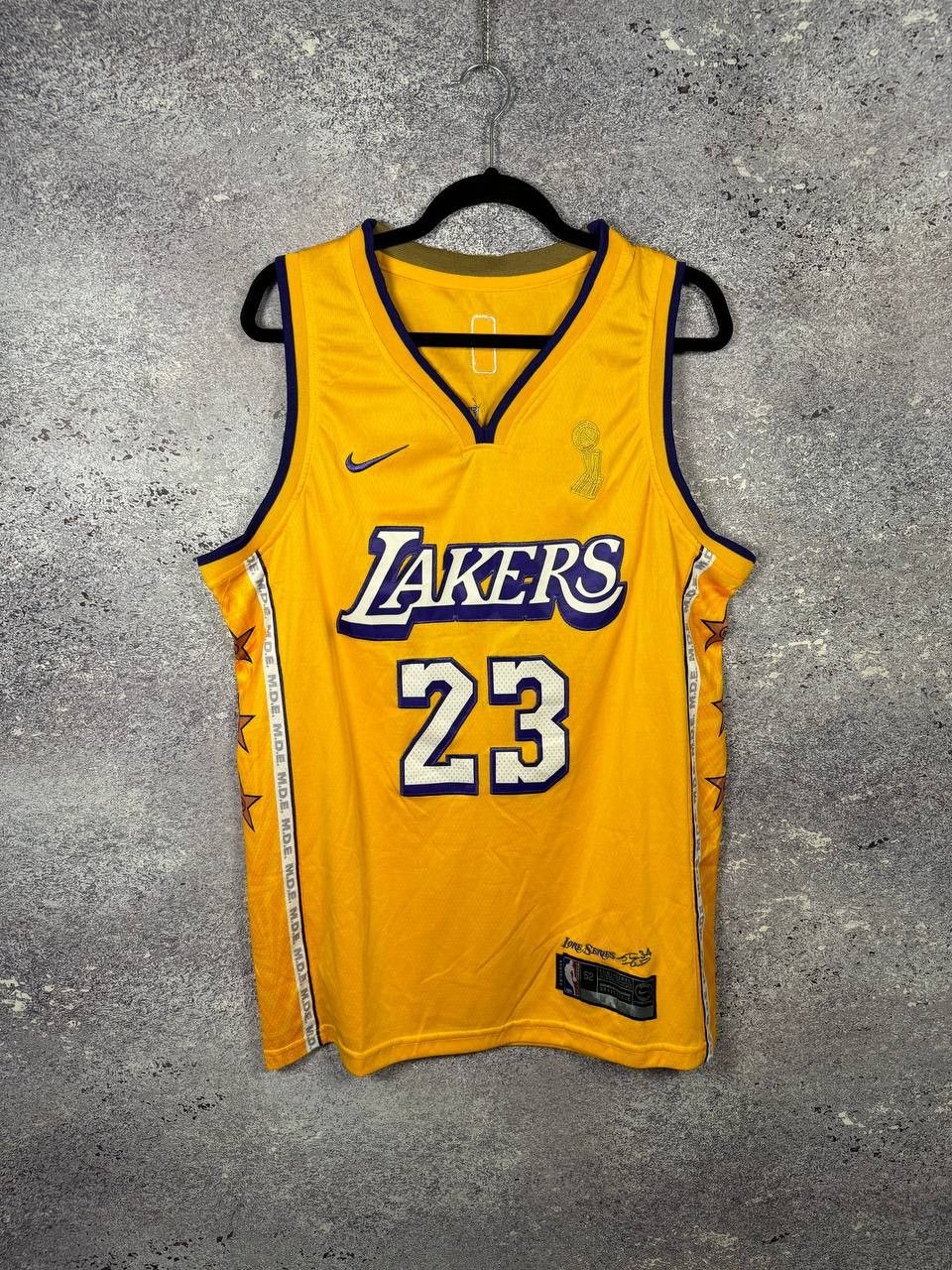 NBA LEBRON JAMES Los Angeles Lakers Jersey Large Limited Size US L / EU 52-54 / 3 - 1 Thumbnail