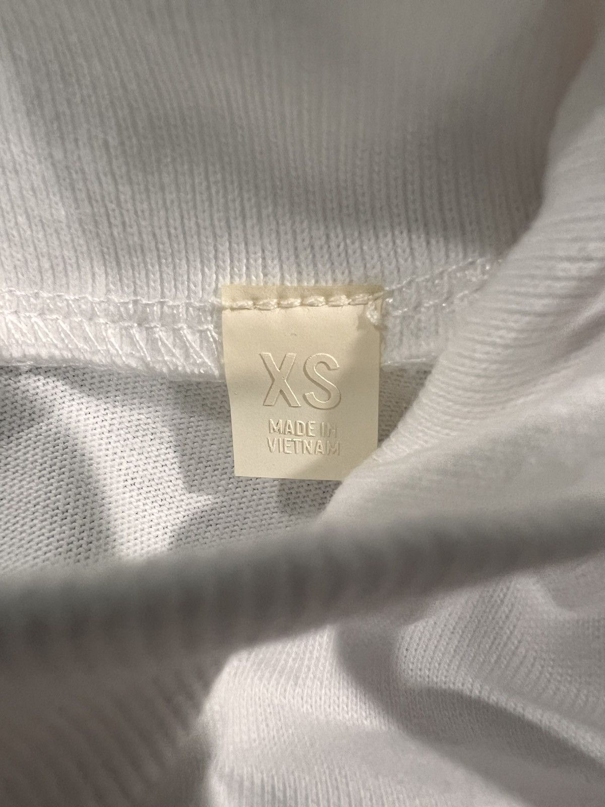 Essentials Essentials classic fit t-shirt bright white Size XS Size US XS / EU 42 / 0 - 6 Thumbnail