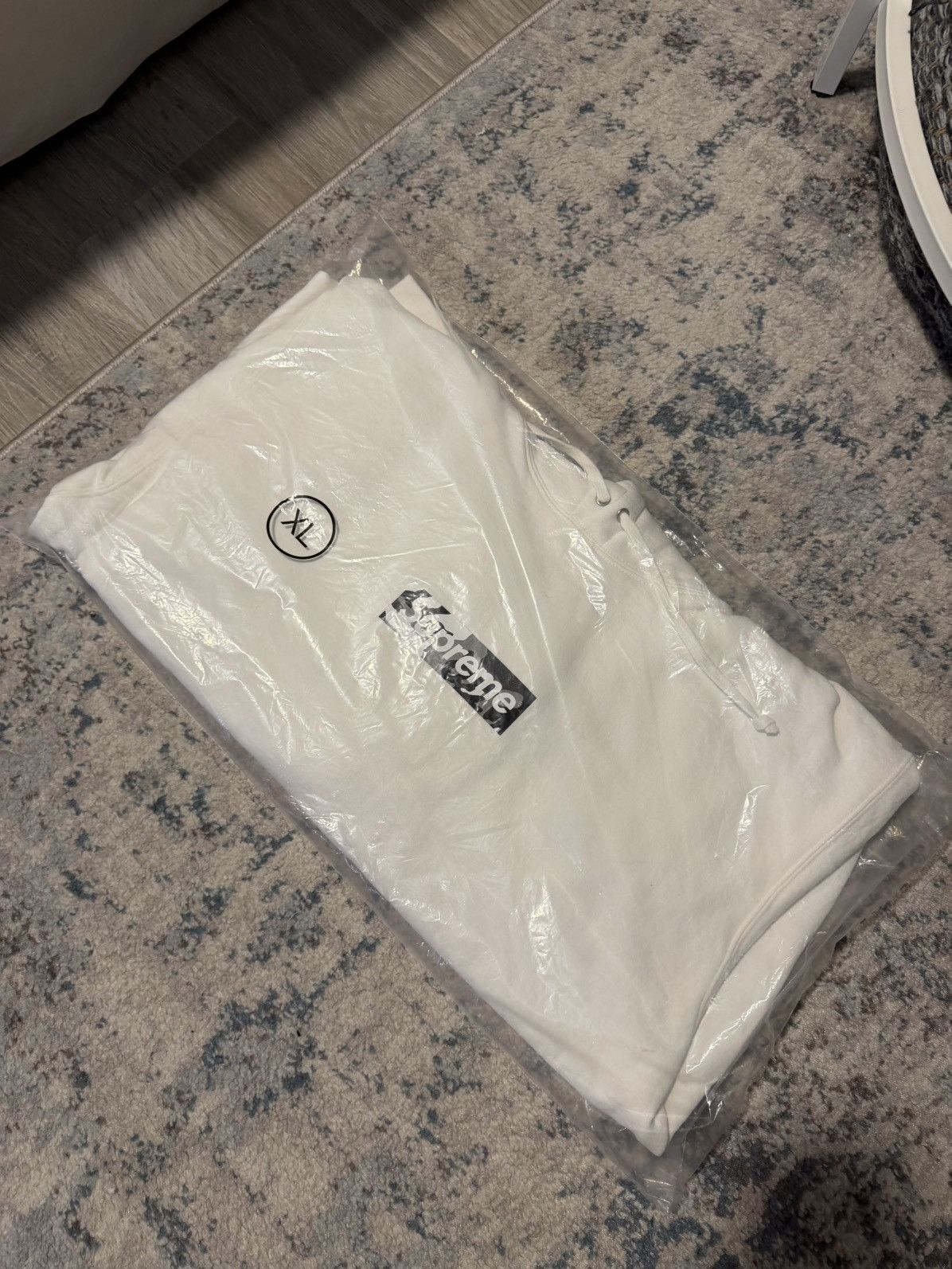 Supreme Supreme Miami Box Logo Hoodie Size US XL / EU 56 / 4 - 1 Thumbnail