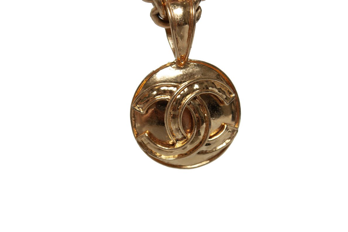 Chanel Chanel, vintage 94P CC medaillon necklace Size ONE SIZE - 3 Thumbnail