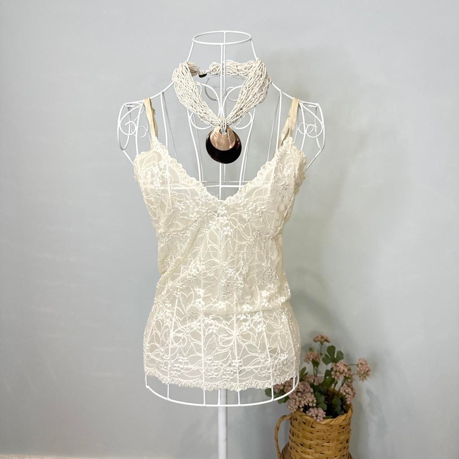Other Vintage y2k cream lace tank top Size M / US 6-8 / IT 42-44 - 1 Thumbnail