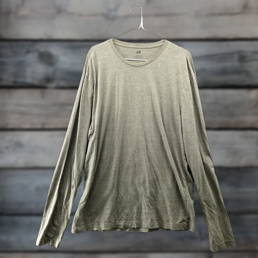 H&M H&M Slim Fit Long Sleeve T Shirt Mens XL Olive Green Crewneck Stretch Shirt Mens XL Green Crew Neck Cotton Blend Knit Slim Size US XL / EU 56 / 4 - 1 Thumbnail