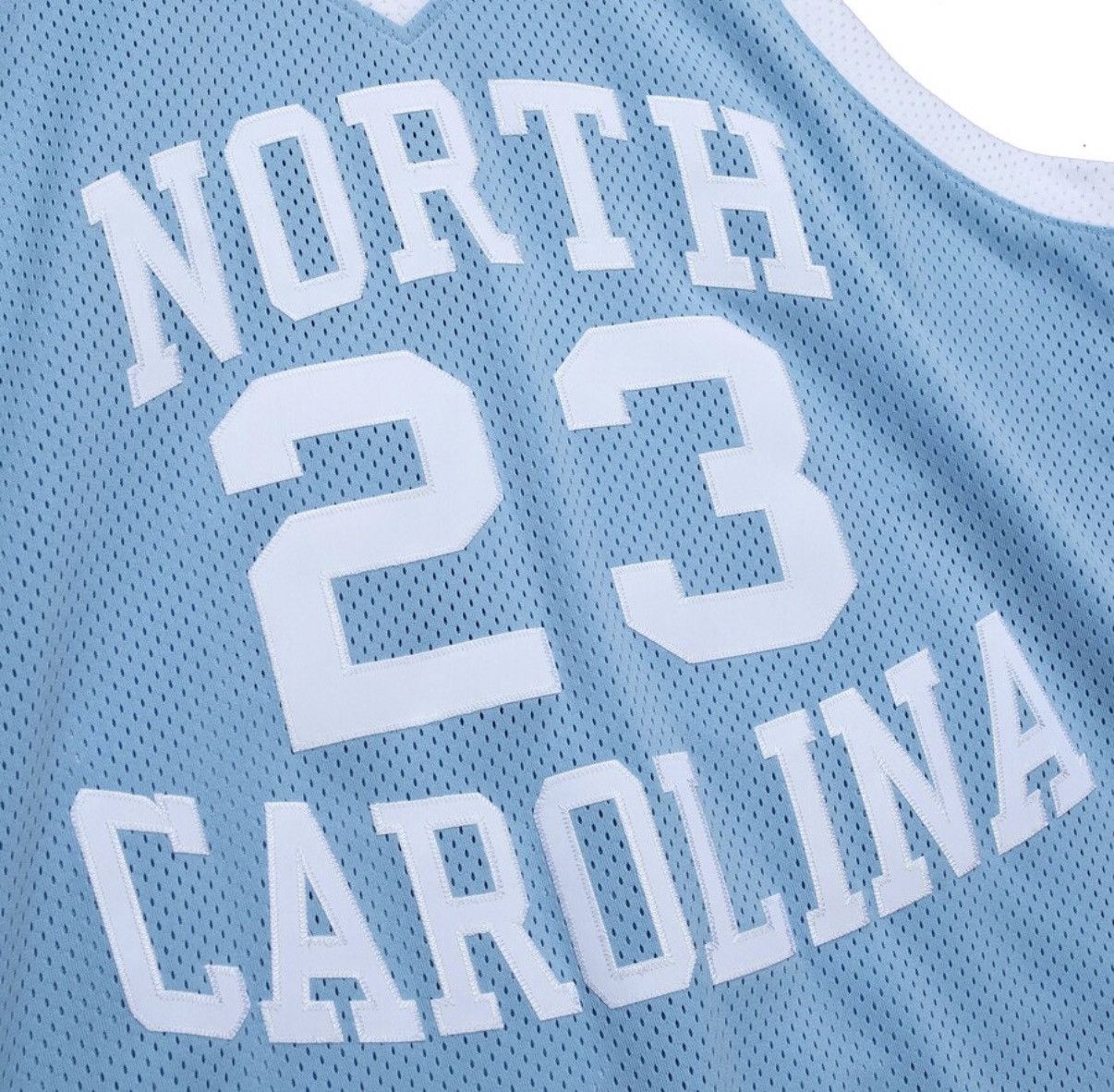 Mitchell & Ness Michael Jordan North Carolina Tar Heels Mitchell & Ness 83 Size US XL / EU 56 / 4 - 2 Thumbnail
