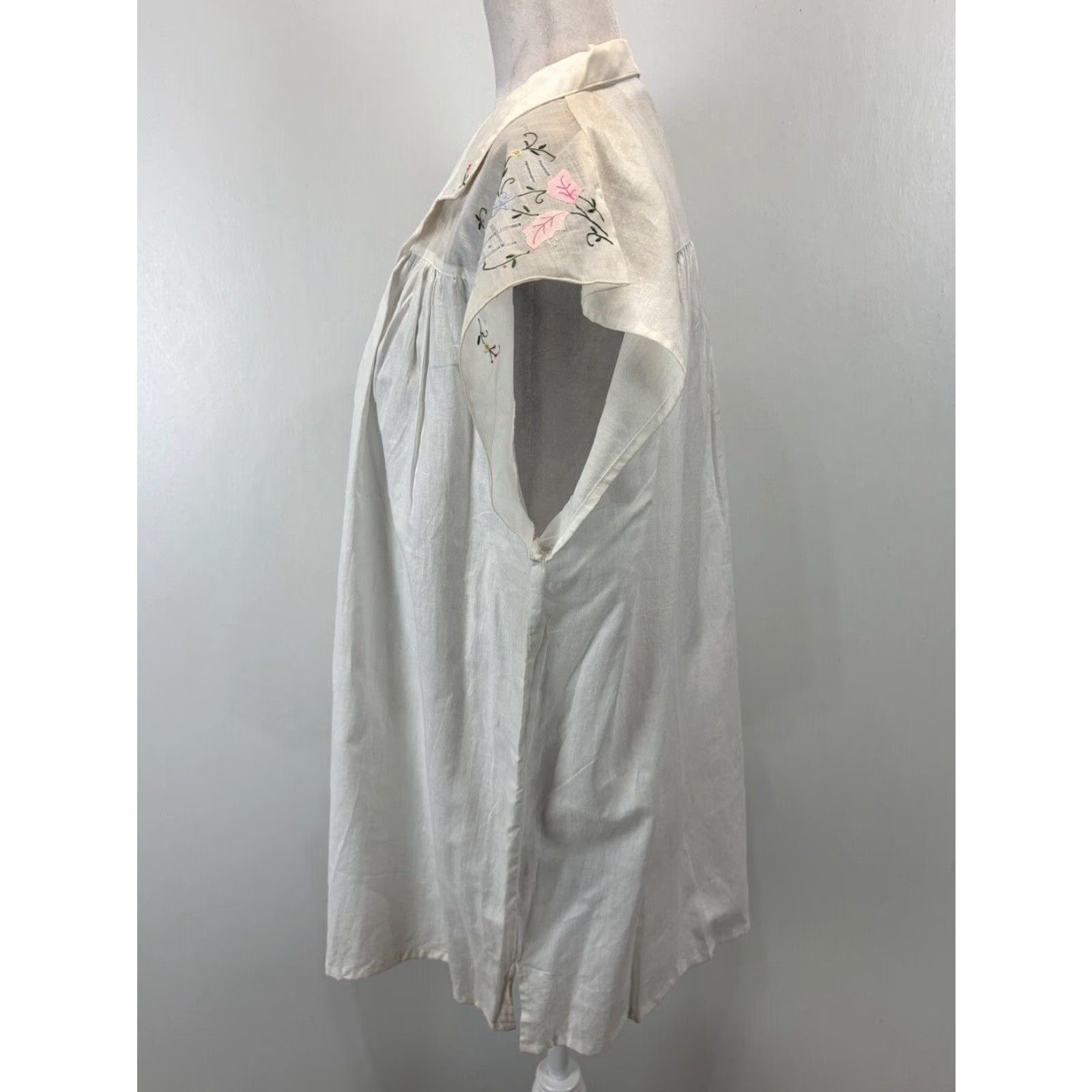 Vintage VINTAGE Cali Div Of Carry Back Floral Embroidered Peasant Blouse Womens Plus 44 White Size M / US 6-8 / IT 42-44 - 2 Thumbnail