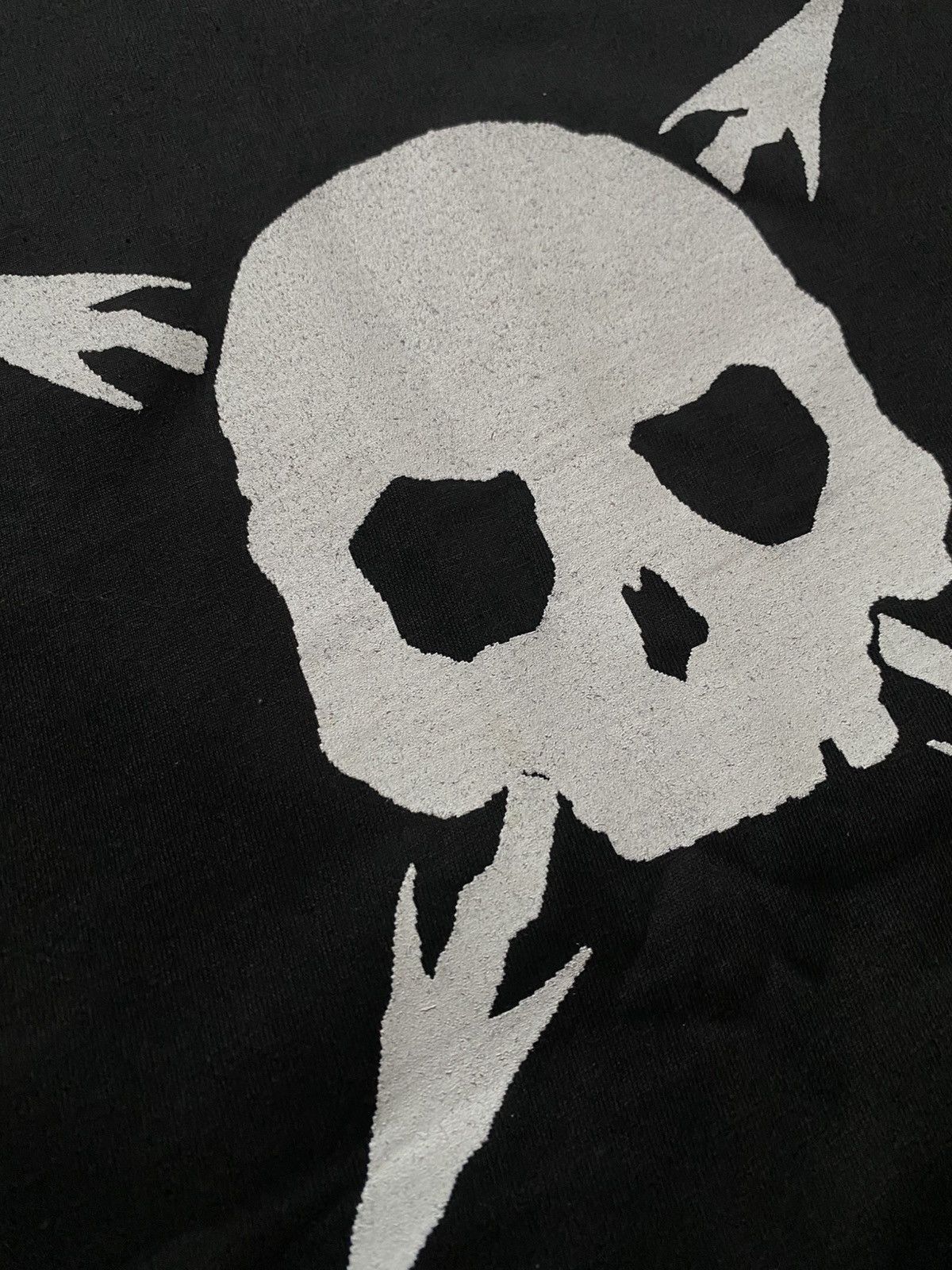 Band Tees Vintage 90’s The Offspring skull y2k longsleeve t shirt Size US XL / EU 56 / 4 - 7 Thumbnail