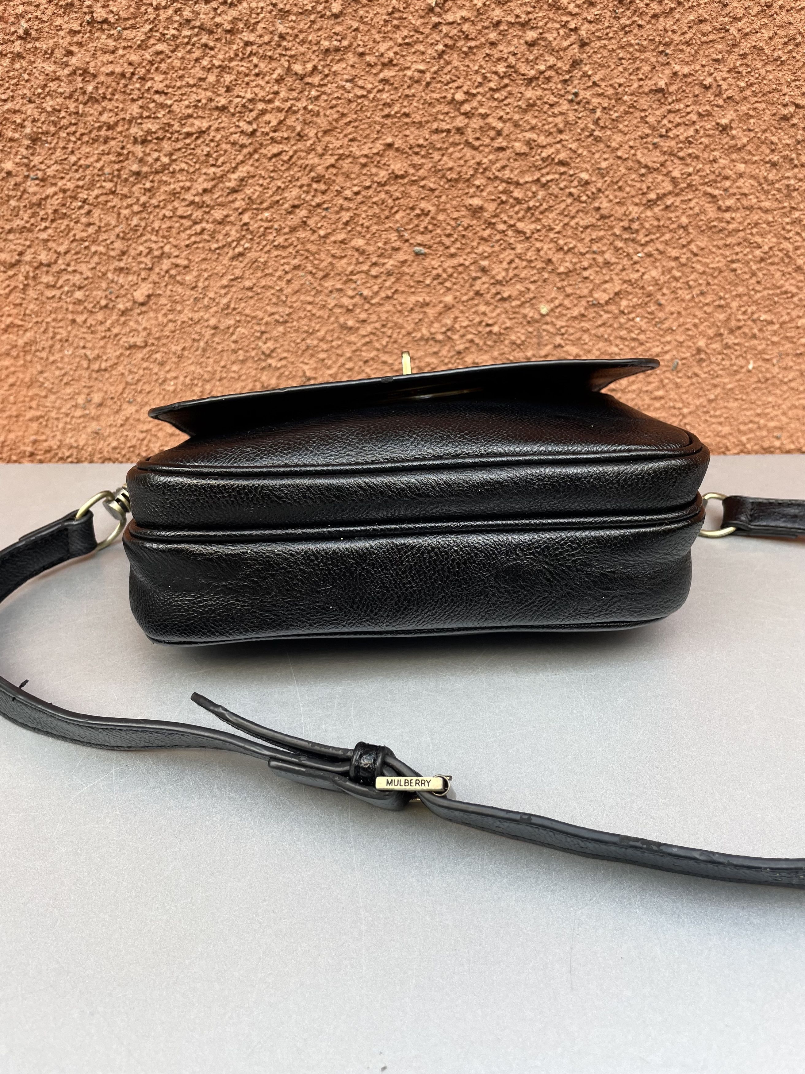 Mulberry Rare✅Mulberry Vintage Black Leather Shoulder Bag Crossbody Size ONE SIZE - 6 Thumbnail