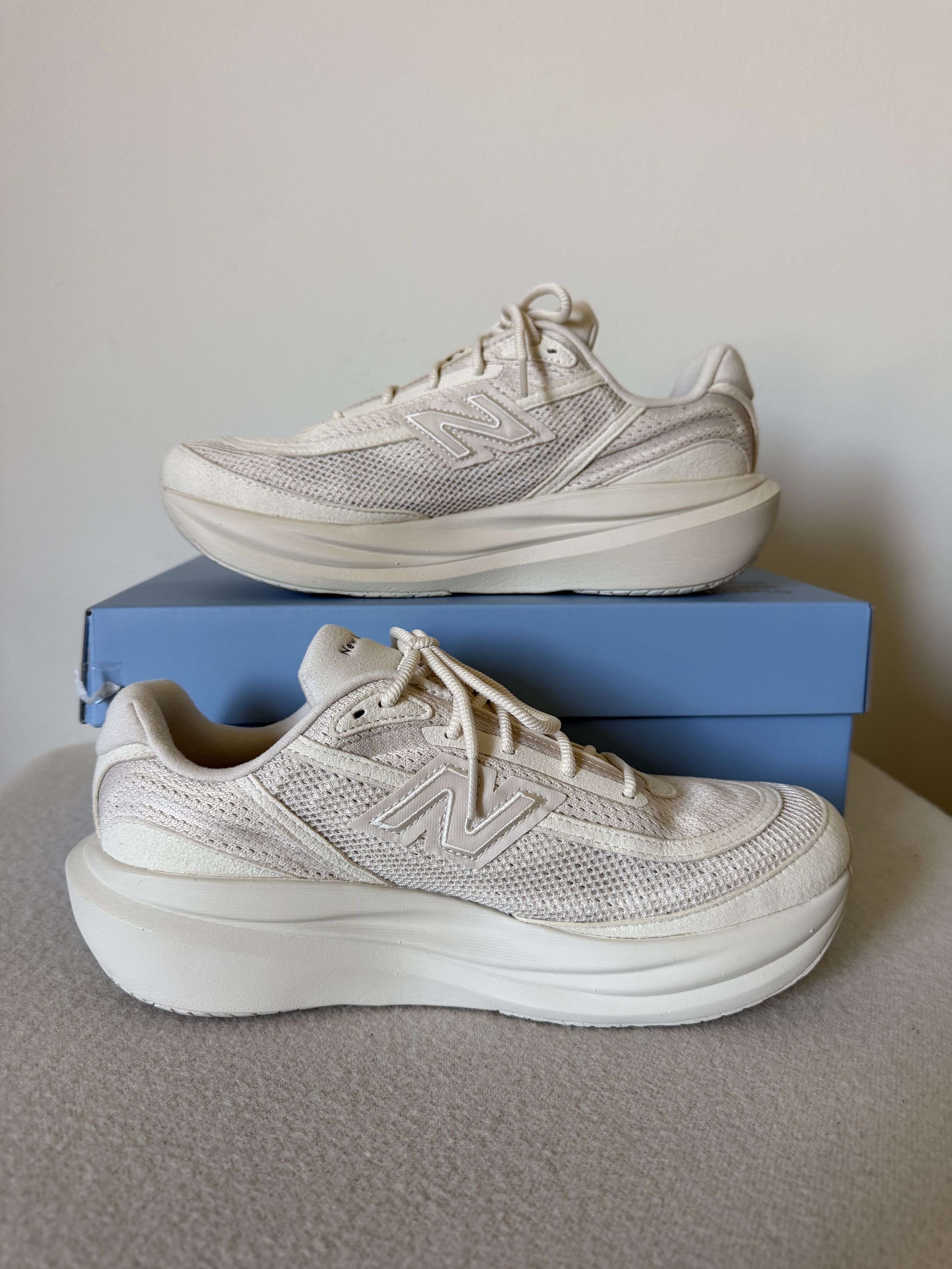 District Vision × New Balance District Vision New Balance 1080v15 in Beige Size US 7 / EU 40 - 3 Thumbnail