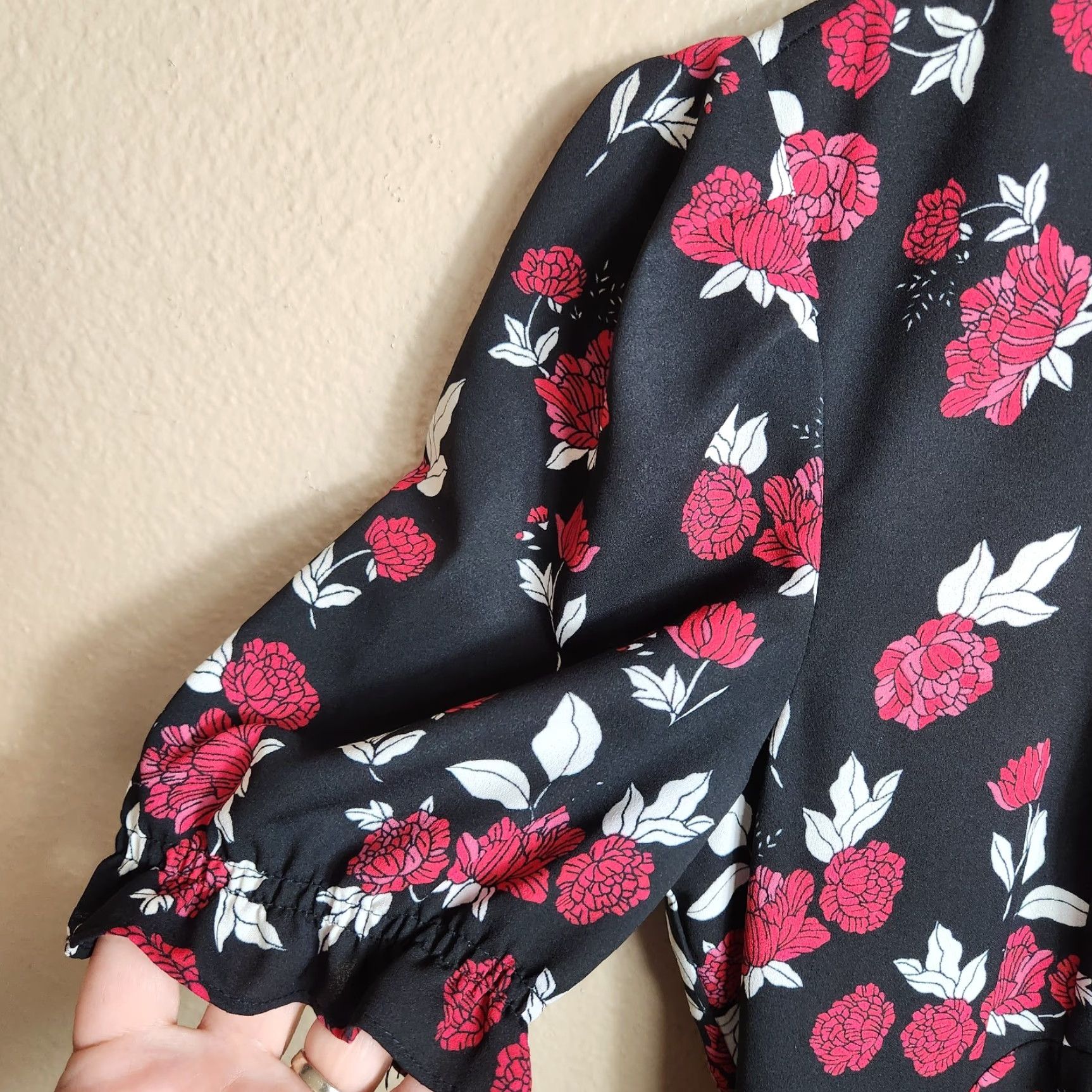 Vintage Maison Jules Womens Floral Shift Dress w/Button-off Collar Dress Short Sleeve Black XS? Lined Balloon Sleeve Size XS / US 0-2 / IT 36-38 - 7 Thumbnail