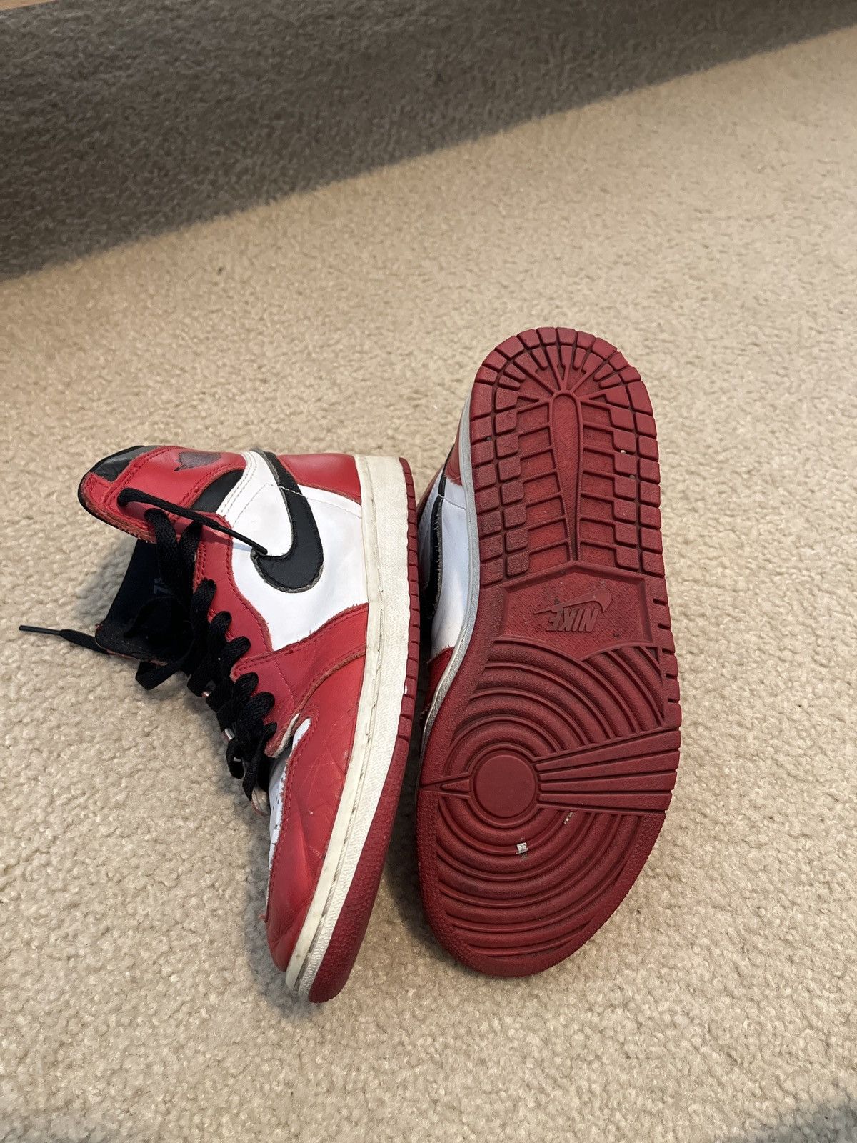 Jordan Brand × Nike × Vintage Air Jordan 1 Chicago 1994 Size US 7.5 / EU 40-41 - 4 Thumbnail