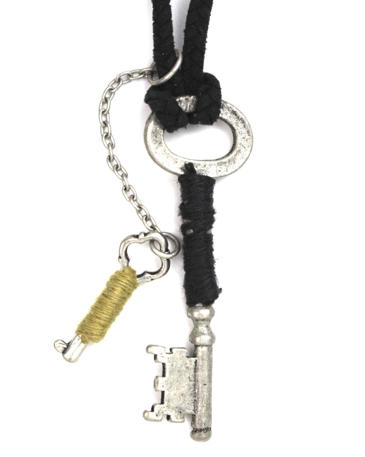Boycott 2000S BOYCOTT JAPAN KEY & CHARMS CORD NECKLACE Size ONE SIZE - 1 Thumbnail