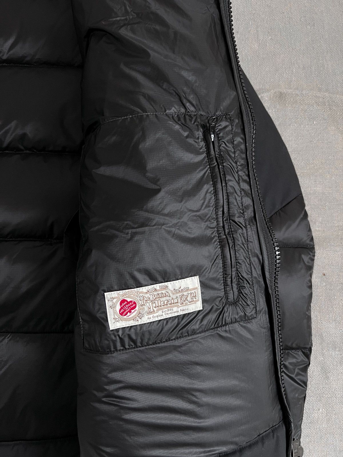 White Mountaineering Yosuke Aizawa Colmar Waxed Sleeve Down Puffer Size US L / EU 52-54 / 3 - 10 Thumbnail