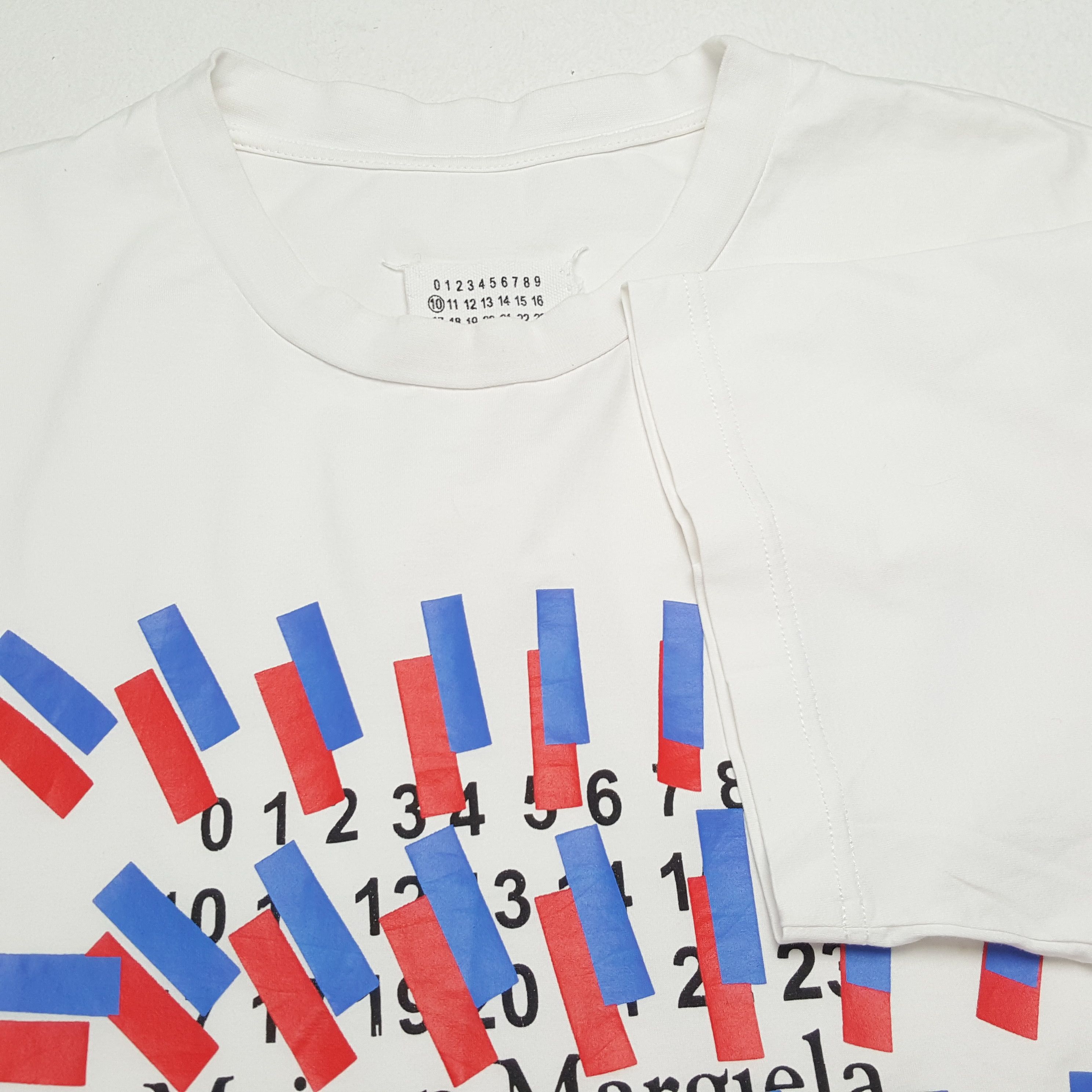 Vintage MAISON MARGIELA Fashion Designer Brand Tshirt Size US XL / EU 56 / 4 - 6 Thumbnail