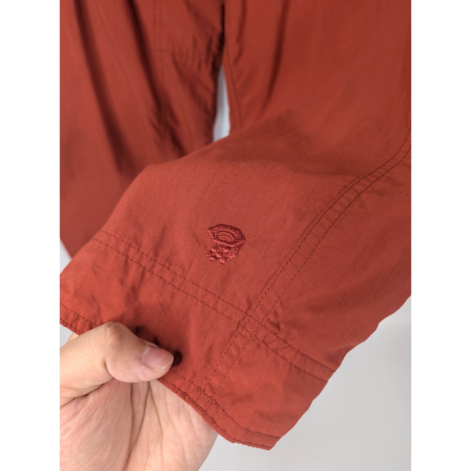 Mountain Hardwear VINTAGE? No — Mountain Hardwear Womens Hiking Pants Size 8 Orange Capri Crop Nylon Travel Pant Size 30" / US 8 / IT 44 - 2 Thumbnail