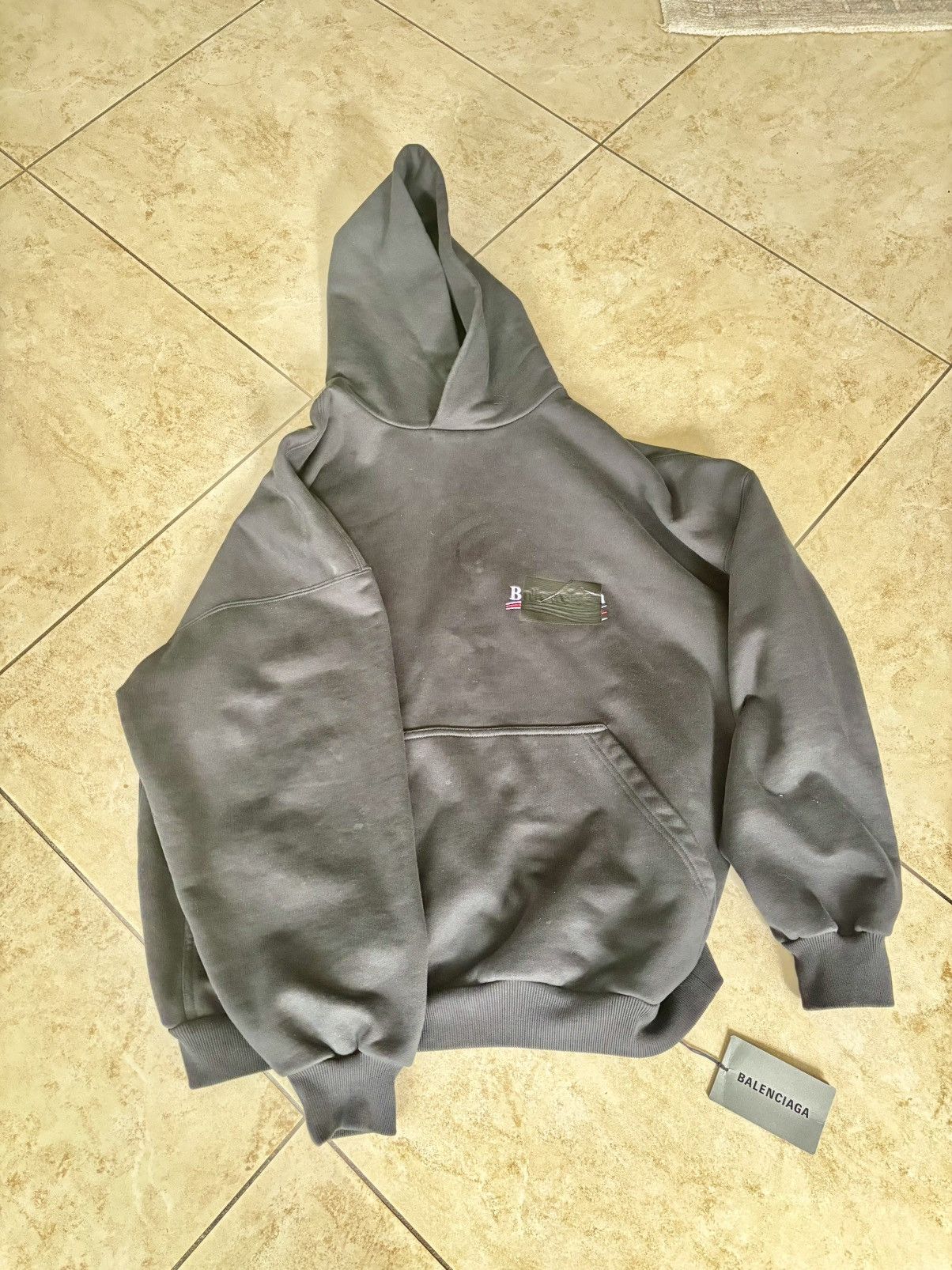 Balenciaga Balenciaga tape gaffer political campaign hoodie Size US M / EU 48-50 / 2 - 1 Thumbnail