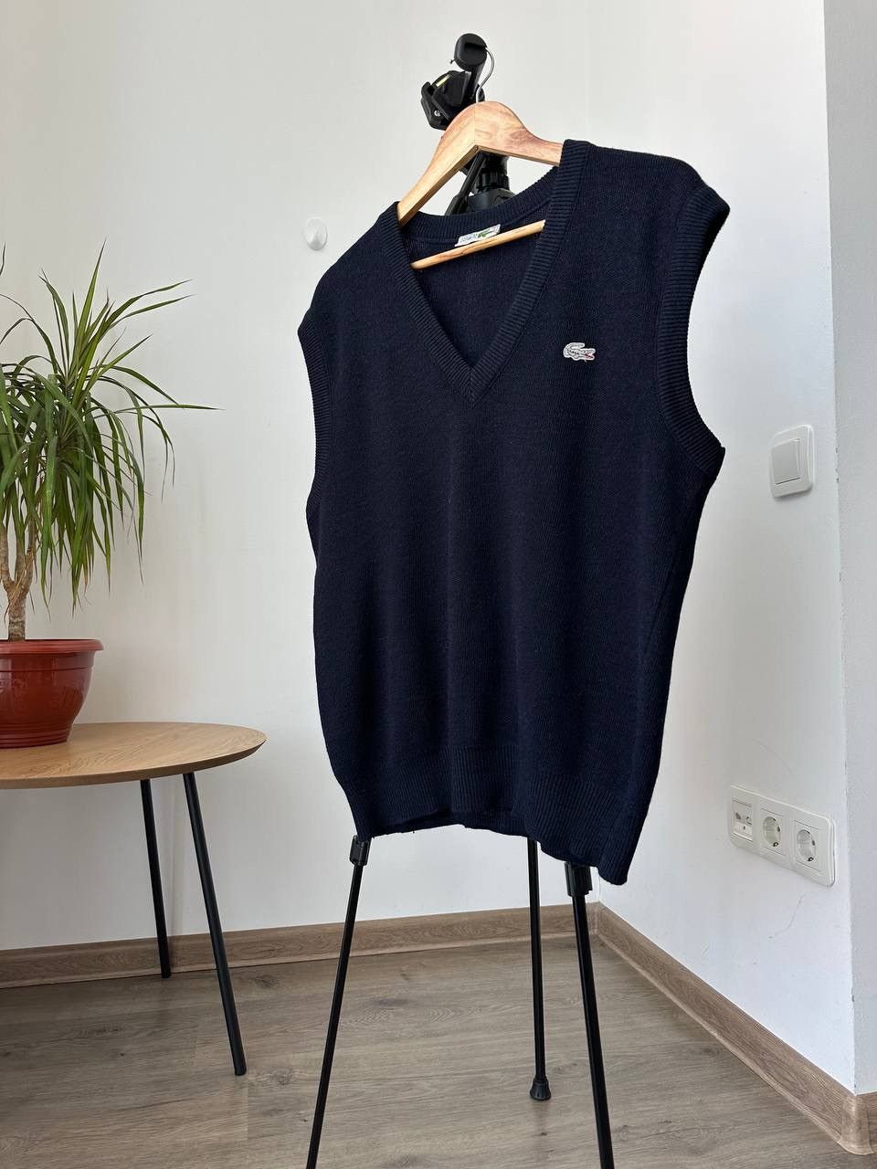 Lacoste Vintage Lacoste Men’s Wool Blend Sweater Vest Blue Size US S / EU 44-46 / 1 - 8 Thumbnail