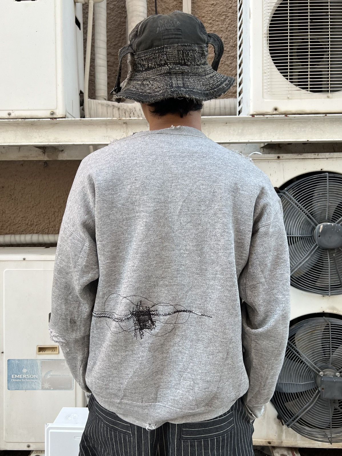 Russell Athletic Thrashed Vintage 90s NY Discus Long Sleeve Distressed ERD Size US M / EU 48-50 / 2 - 12 Thumbnail
