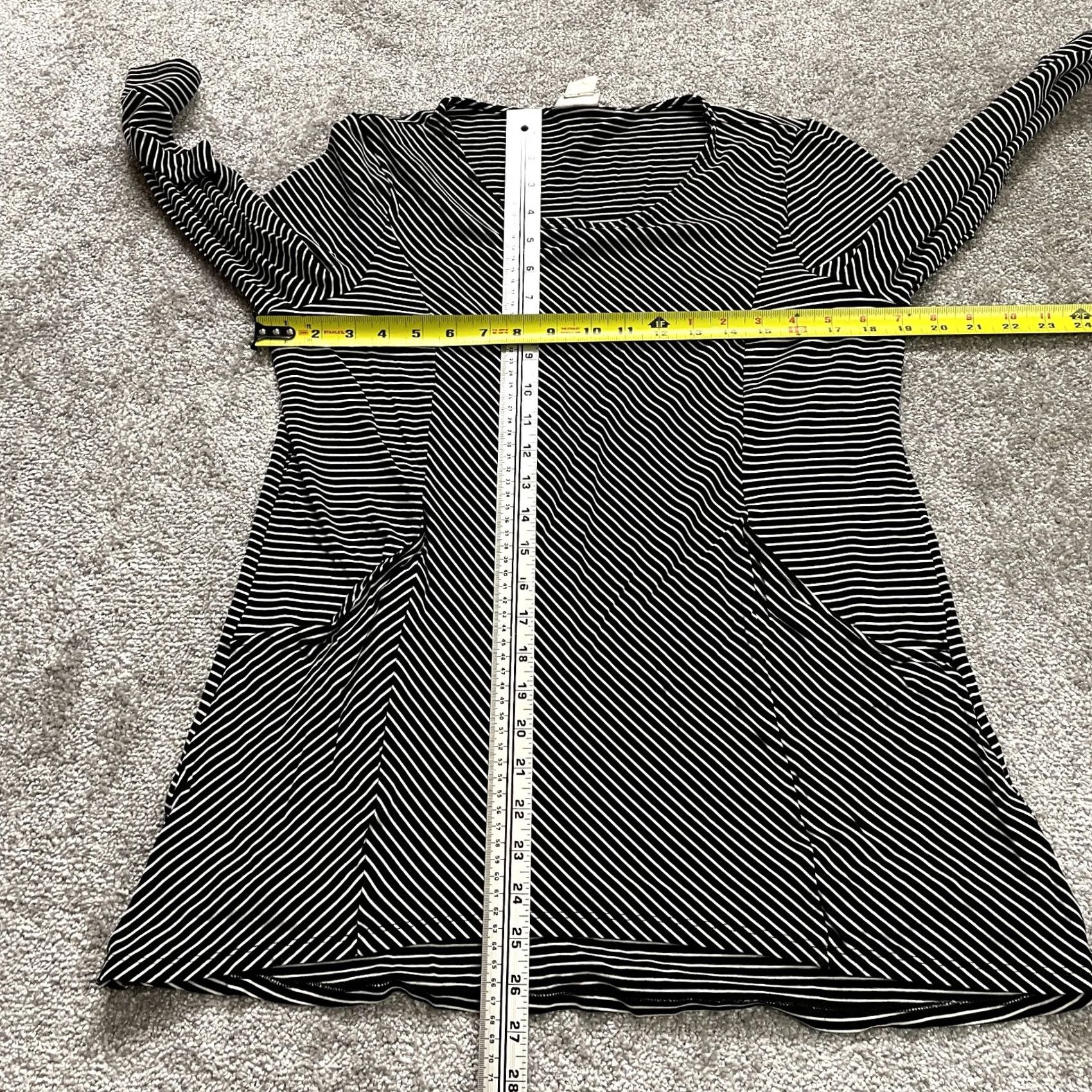 Vintage Chico's Tee Shirt Womens Tunic Top Black Striped Pockets 3/4 Sleeve Round Neck Medium Shirt Womens Size M / US 6-8 / IT 42-44 - 4 Thumbnail