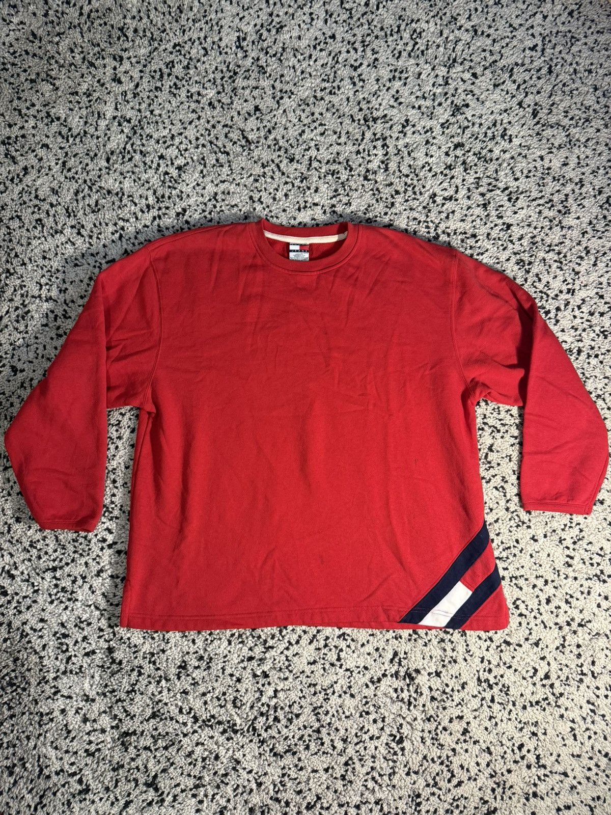 Tommy Hilfiger Vintage Tommy Hilfiger Long Sleeve Crewneck Size US XL / EU 56 / 4 - 1 Thumbnail