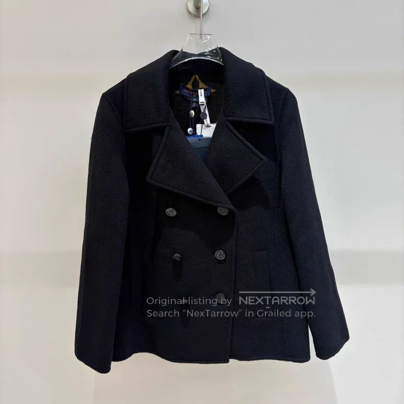 Louis Vuitton Louis Vuitton Cropped black wool coat with presbyopic lini Size S / US 4 / IT 40 - 1 Thumbnail