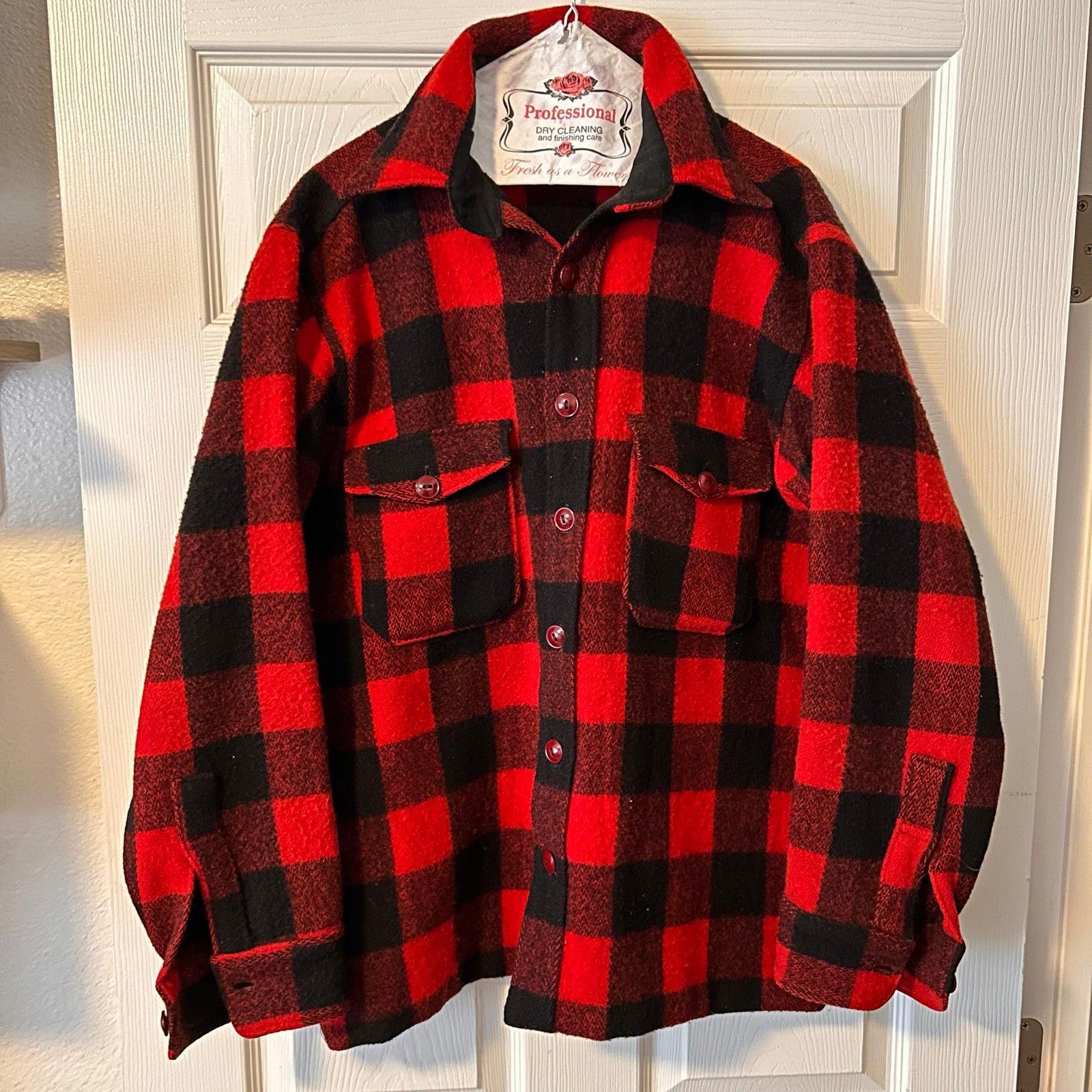 Woolrich Woolen Mills 1940s Woolrich Red Buffalo Plaid Shirt Size US L / EU 52-54 / 3 - 1 Thumbnail