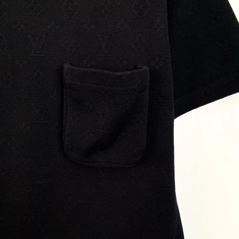 Louis Vuitton Louis Vuitton Round Neck in Black with Dark Pattern and Fu Size US XS / EU 42 / 0 - 4 Thumbnail