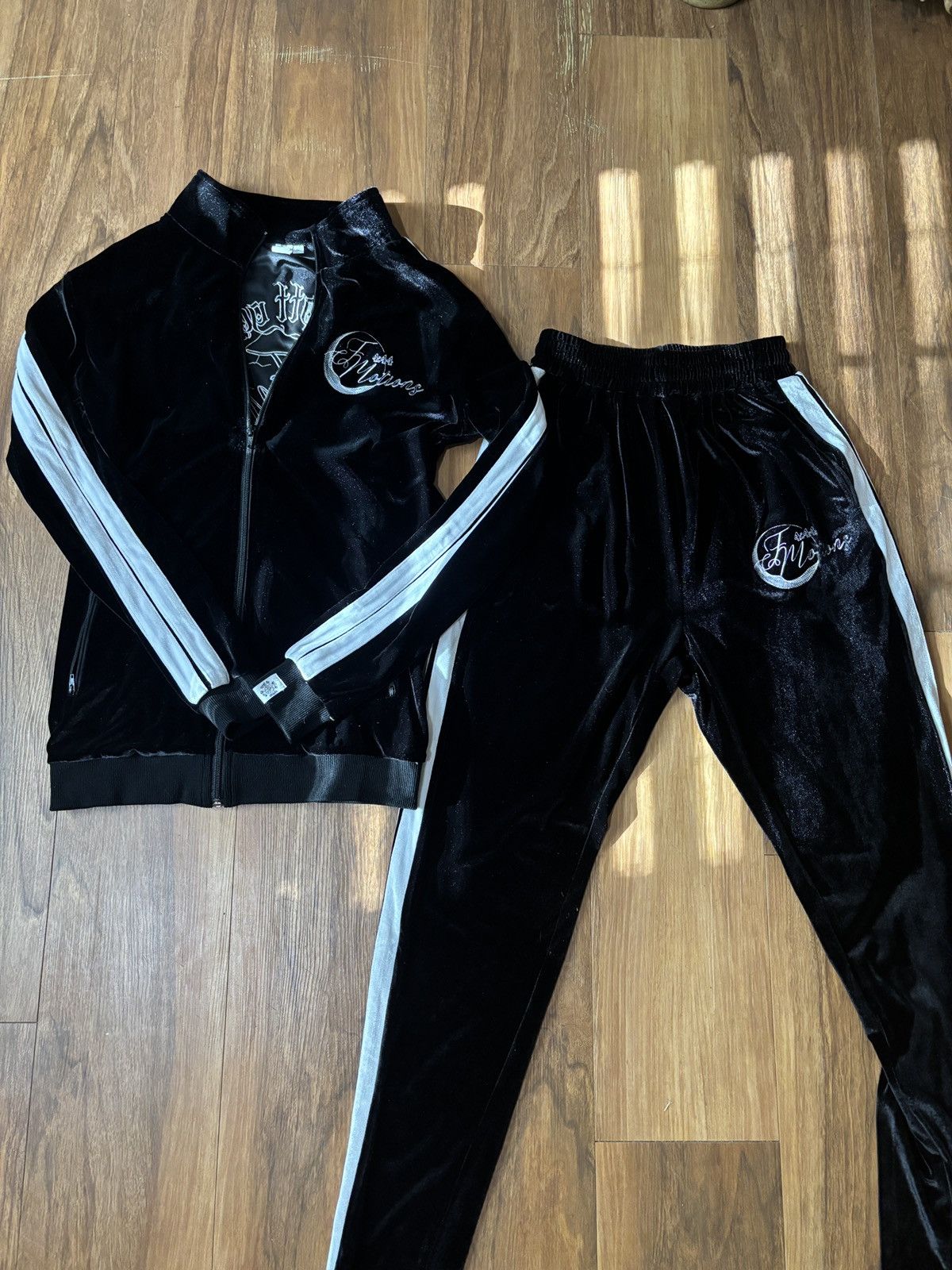 Other Black Velvet Tracksuit Size US S / EU 44-46 / 1 - 1 Preview