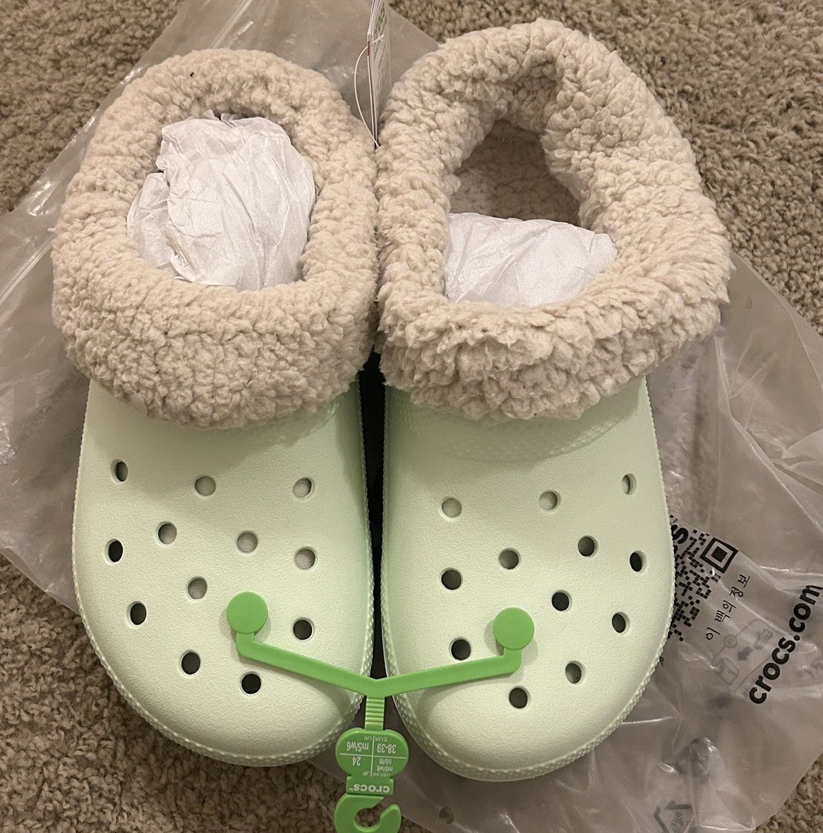 Crocs Crocs Classic Blitzen IV Clogs Men size 6 Women size 8 Size US 8 / IT 38 - 3 Thumbnail