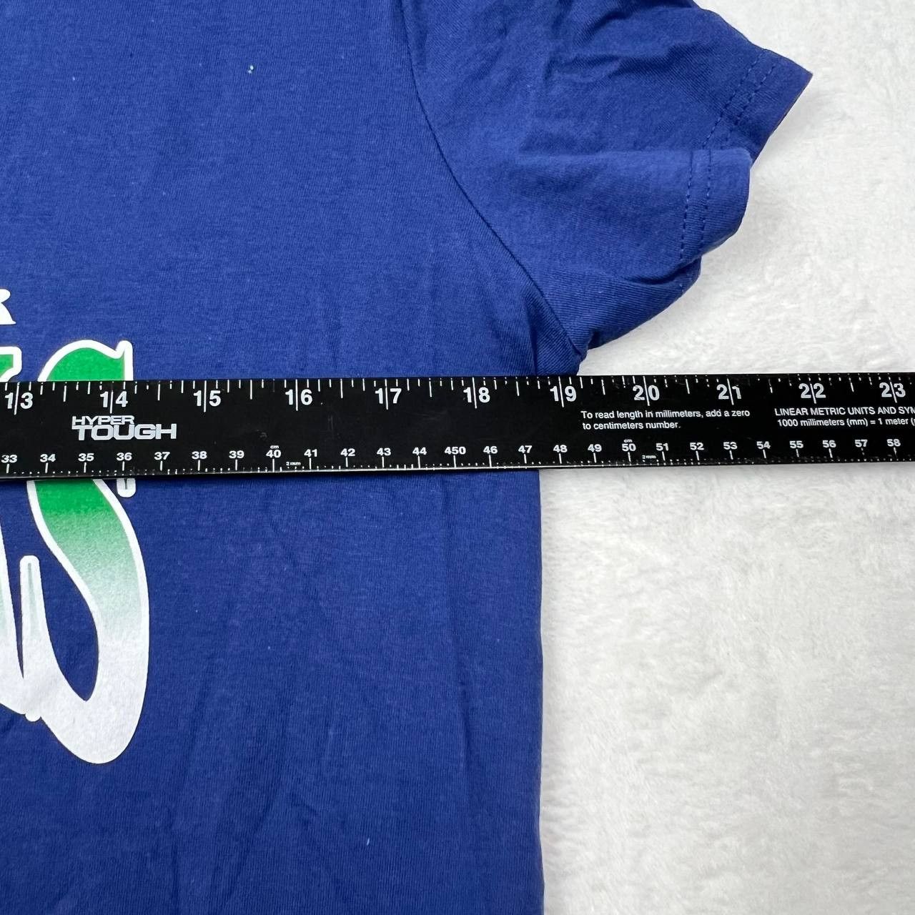 Other Vancouver Canucks Shirt Women Medium Fanatics NHL V-Neck M Size M / US 6-8 / IT 42-44 - 4 Thumbnail