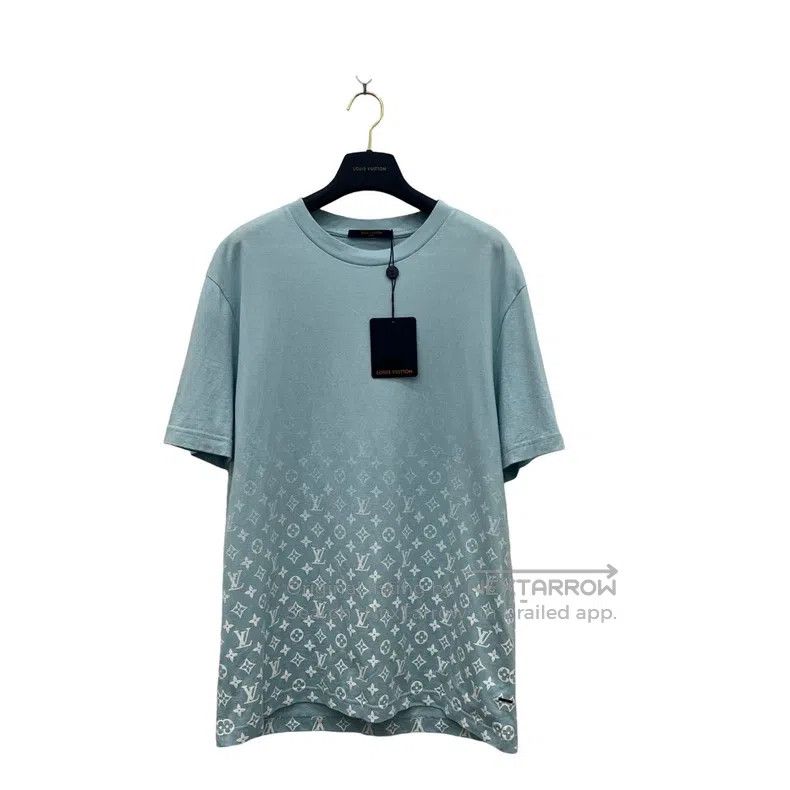 Louis Vuitton Louis Vuitton Blue Logo Gradient Round Neck Short Sleeve Size US XL / EU 56 / 4 - 2 Thumbnail