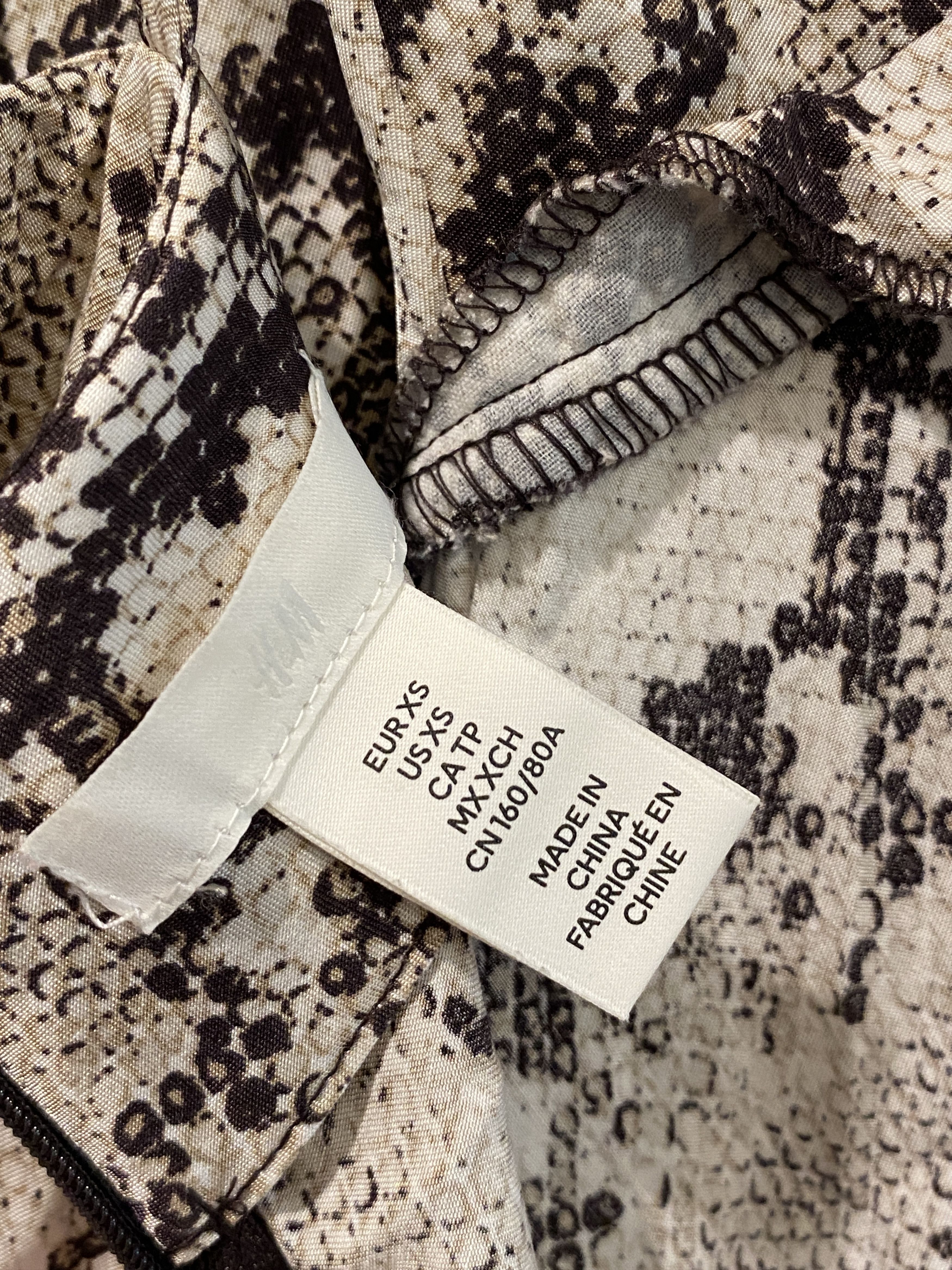 H&M Grunge Beige Snakeskin-Patterned Slip Dress Size XS / US 0-2 / IT 36-38 - 12 Thumbnail