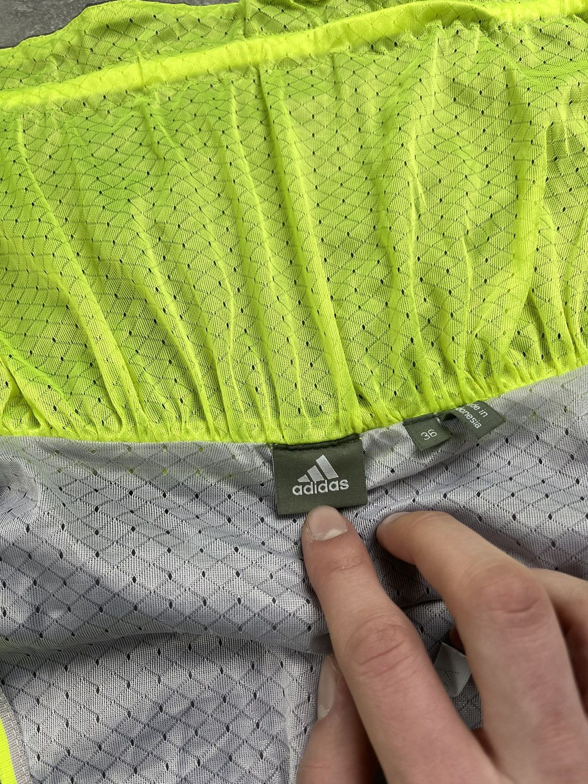 Adidas Adidas by Stella McCartney Sheer Nylon Windbreaker Jacket Size XS / US 0-2 / IT 36-38 - 17 Thumbnail