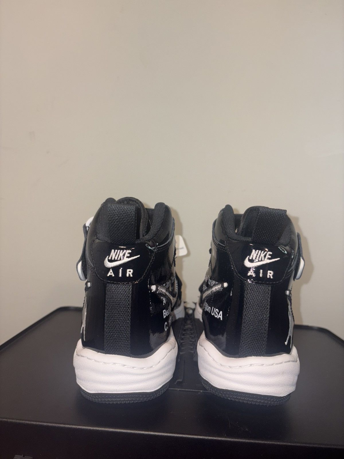 Nike × Off-White AIR FORCE 1 MID SP LTHR Size US 10 / EU 43 - 4 Thumbnail