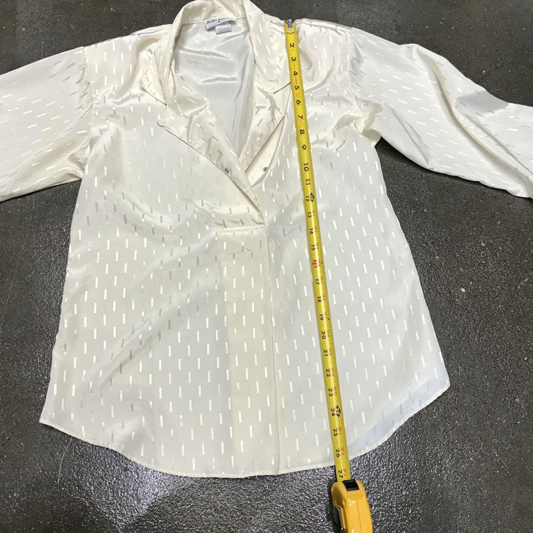 Vintage VINTAGE Judy Bond Blouse Womens 8 White Stripe Satin Collared Long Sleeve 80s Size M / US 6-8 / IT 42-44 - 4 Thumbnail