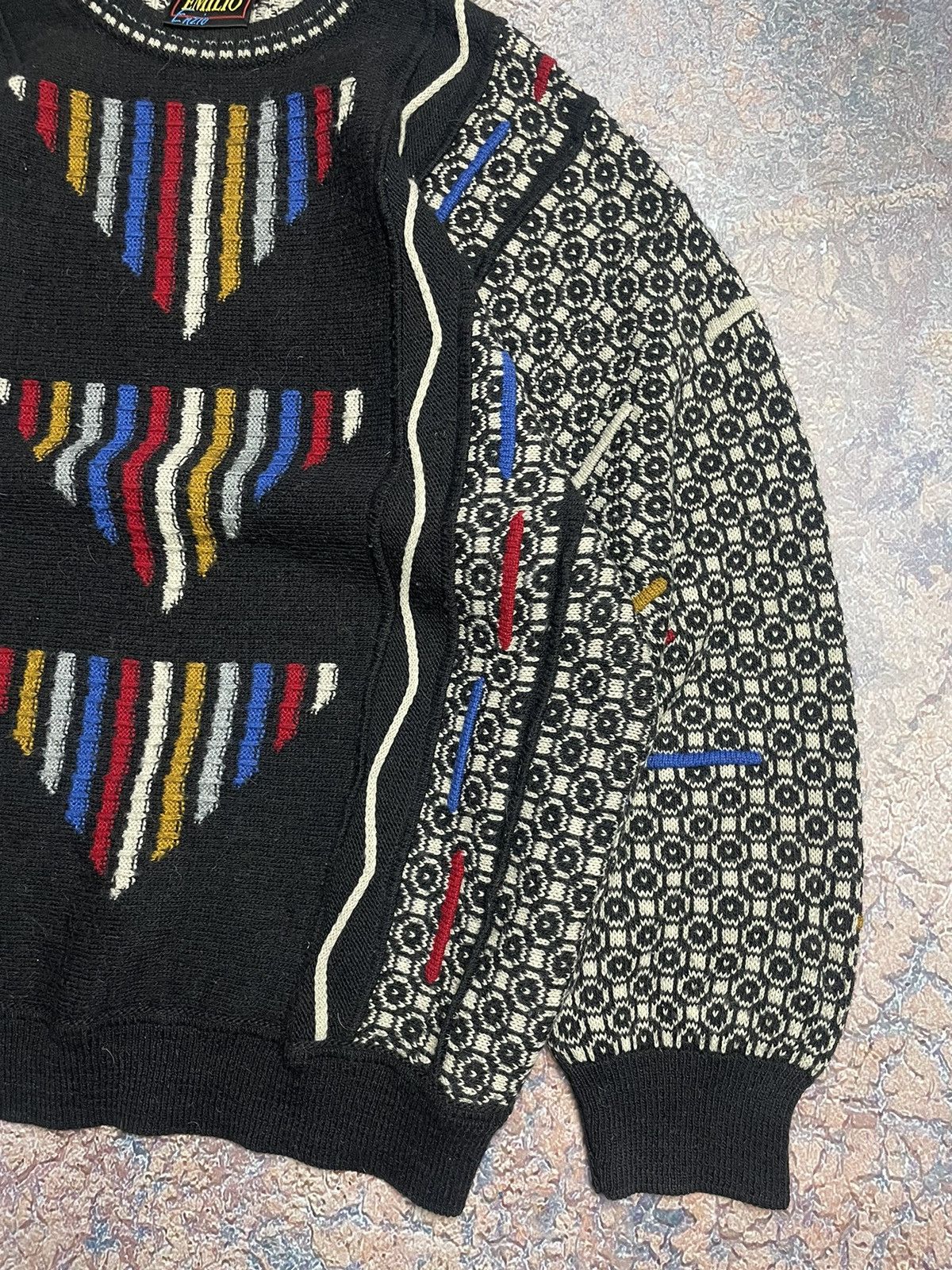 Coogi Crazy vintage 90s Coogi style baggy knitwear thick sweater Size US L / EU 52-54 / 3 - 4 Thumbnail