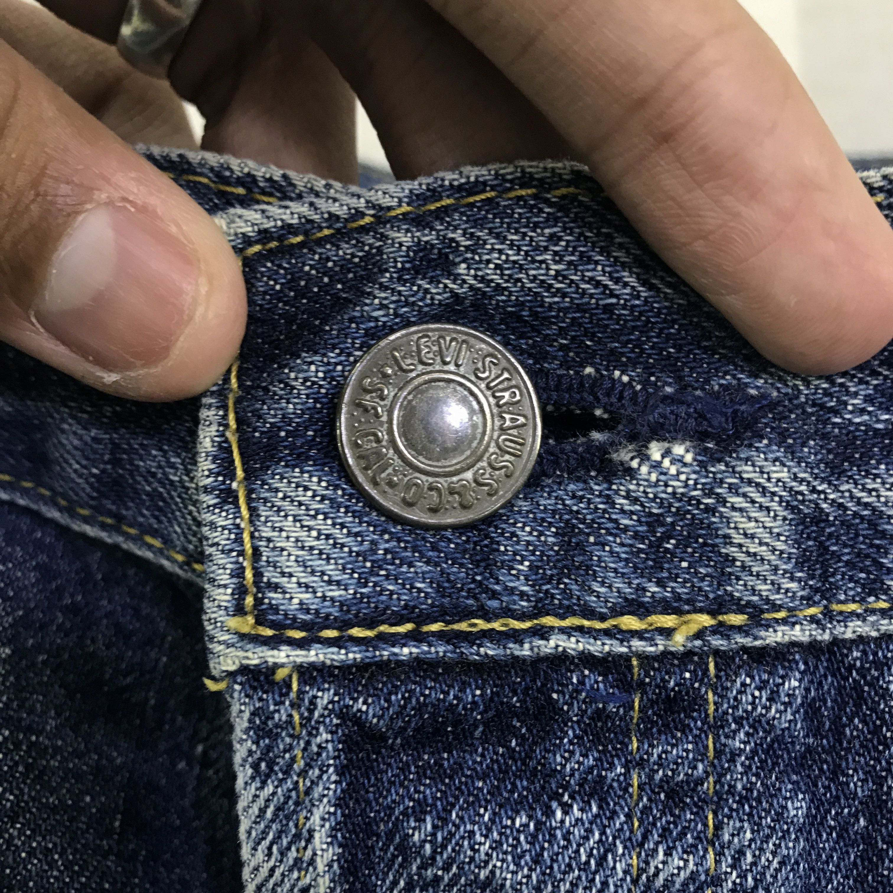 Levi's Vintage Clothing Vintage Levis 501 Japan denim Jeans pants K130B10 Size US 34 / EU 50 - 12 Thumbnail