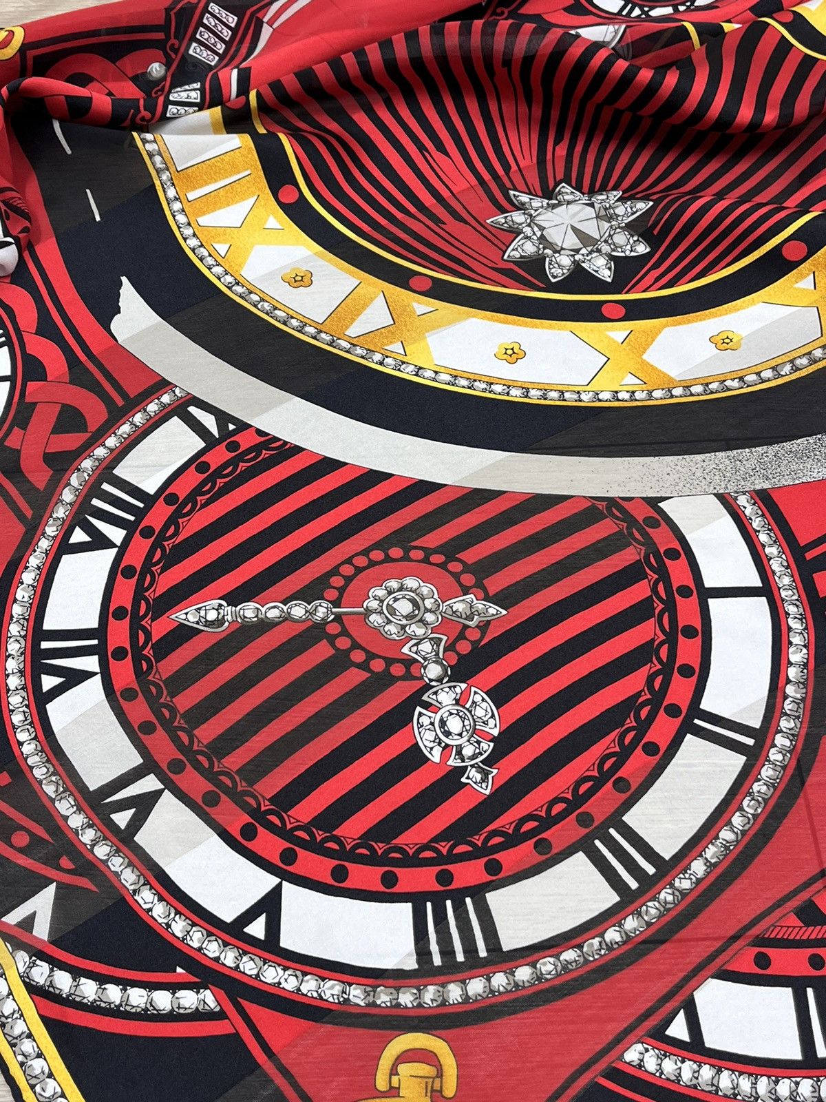 Cartier Cartier Made In France Red Silk Scarf 85x85 Cm Clock Print Size ONE SIZE - 7 Thumbnail