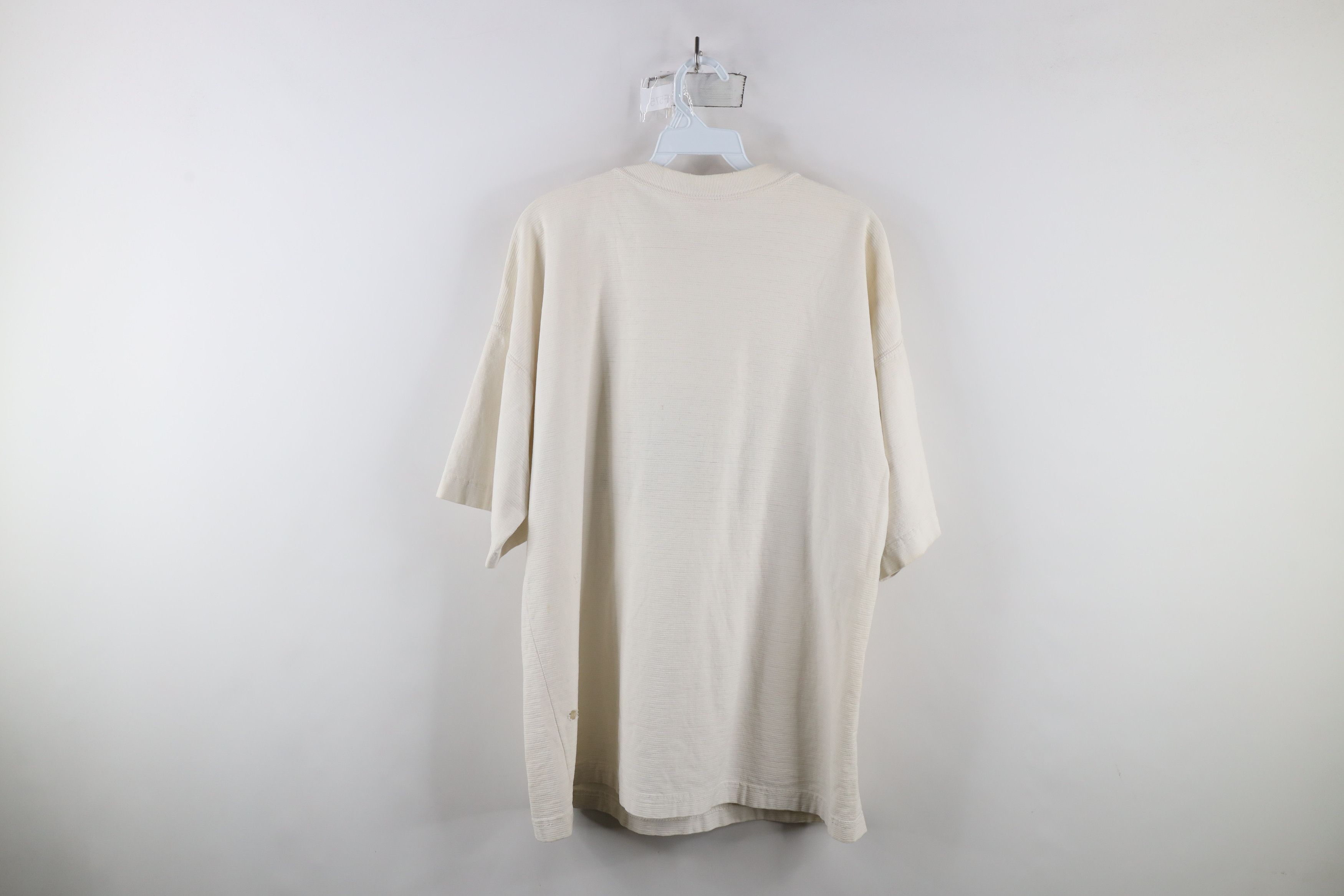 Vintage Vintage 90s Streetwear Canada Flower Bees Nature T-Shirt Size L / US 10 / IT 46 - 17 Thumbnail