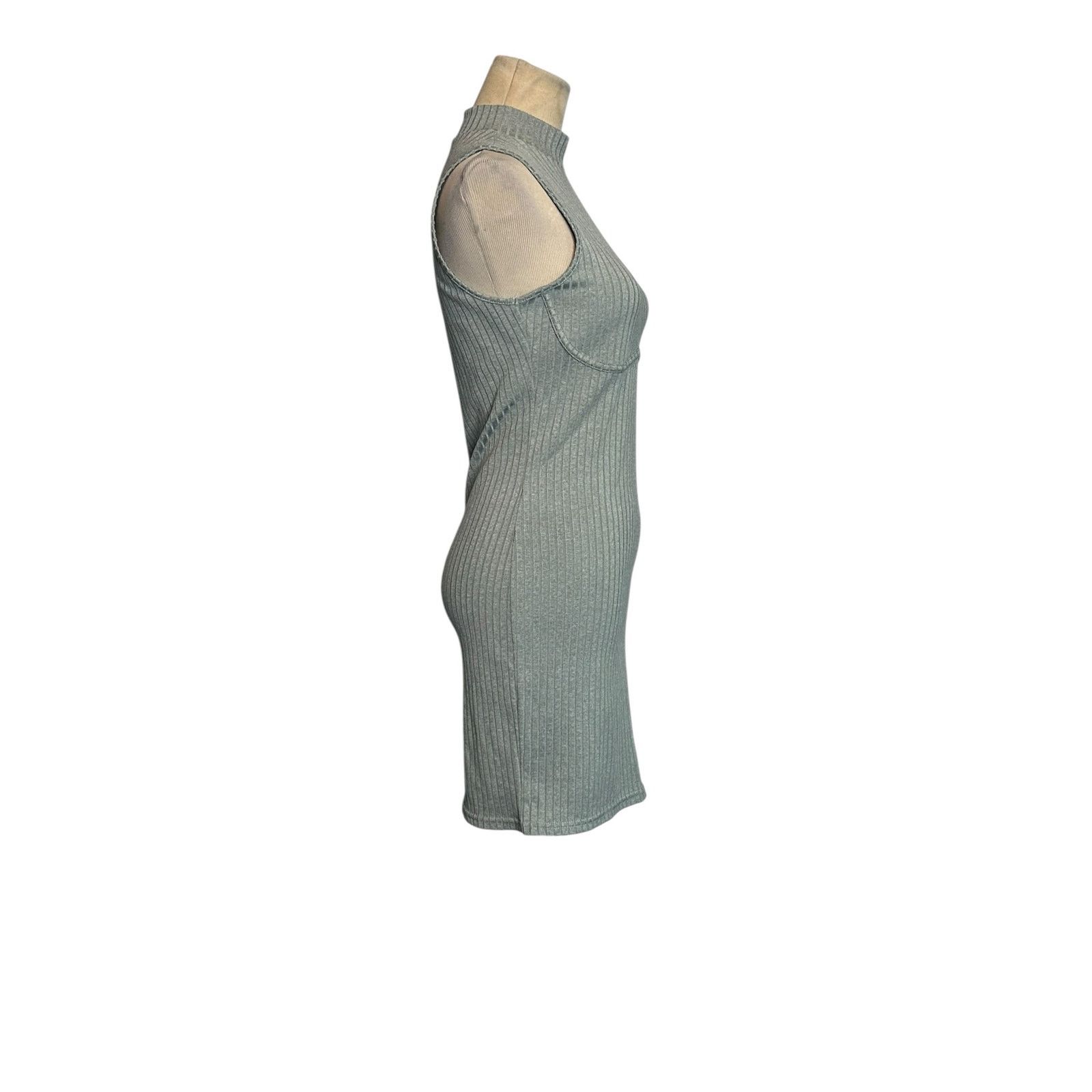 Forever 21 Forever 21 gray ribbed sleeveless bodycon dress size Small Size S / US 4 / IT 40 - 14 Thumbnail