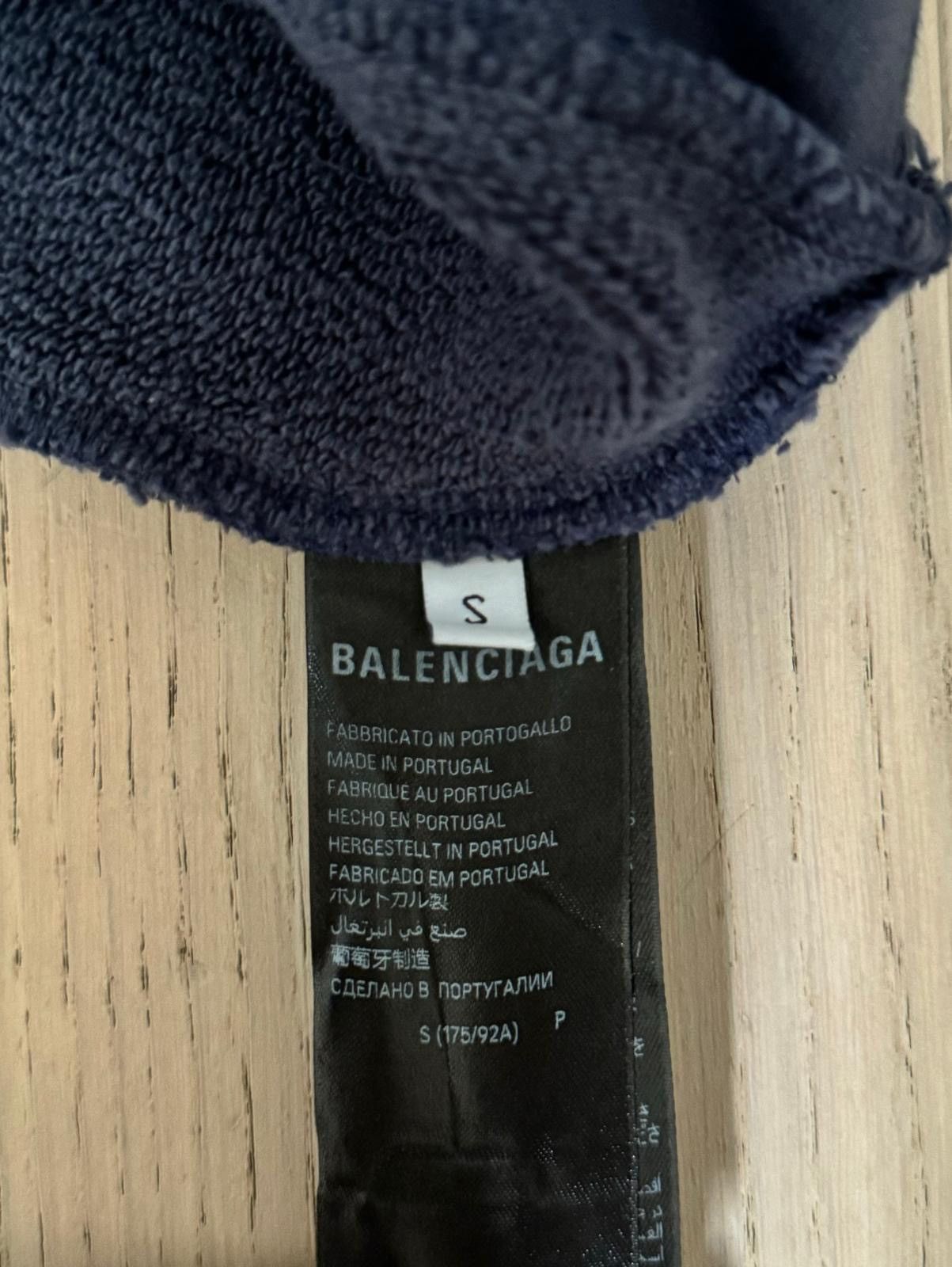 Balenciaga ⚠️LIMITED RARE EXCLUSIVE RUNWAY⚠️Balenciaga Incognito Hoodie Size US M / EU 48-50 / 2 - 14 Thumbnail