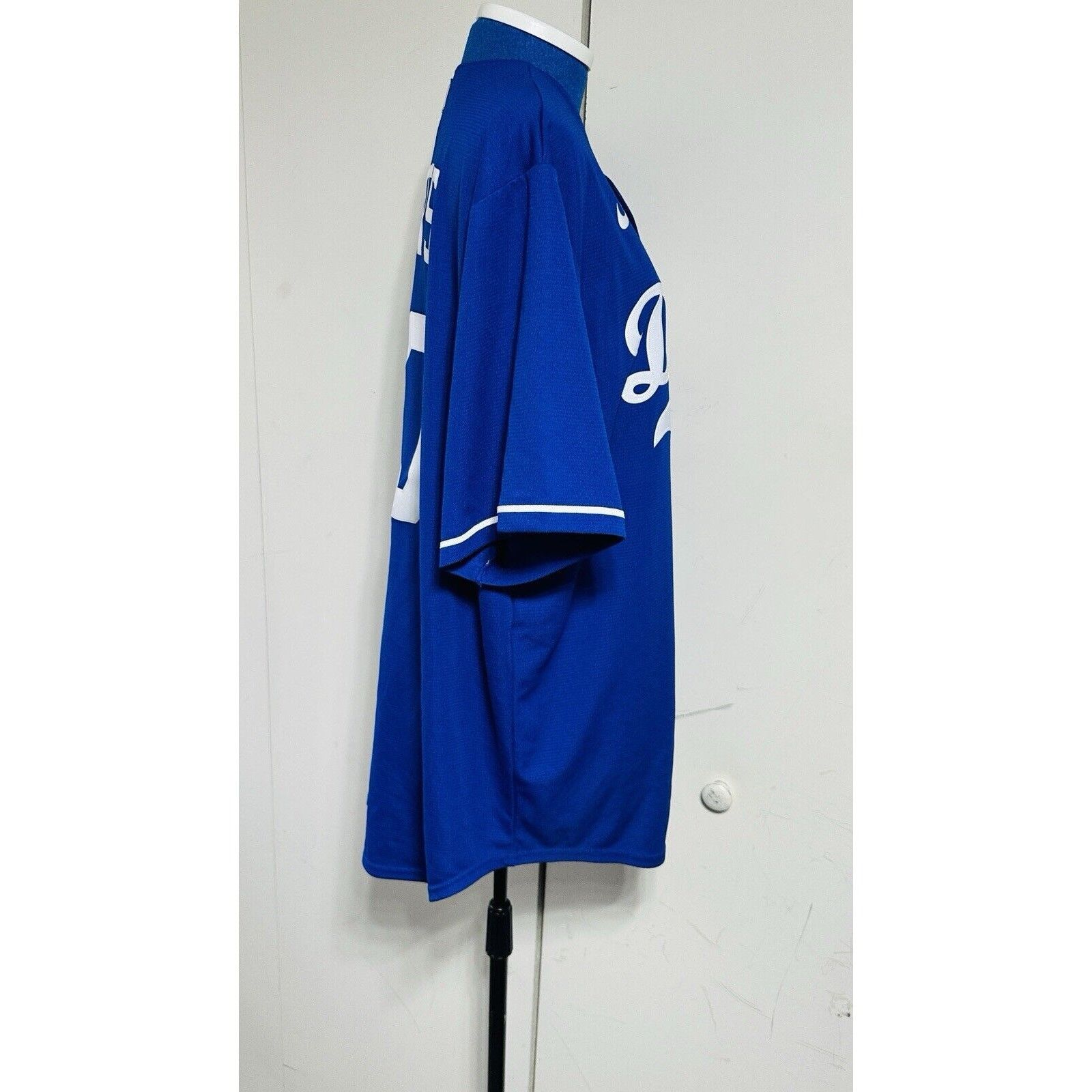 MLB Mookie Betts Los Angeles Dodgers Blue Mens Large Jersey Size US L / EU 52-54 / 3 - 9 Thumbnail
