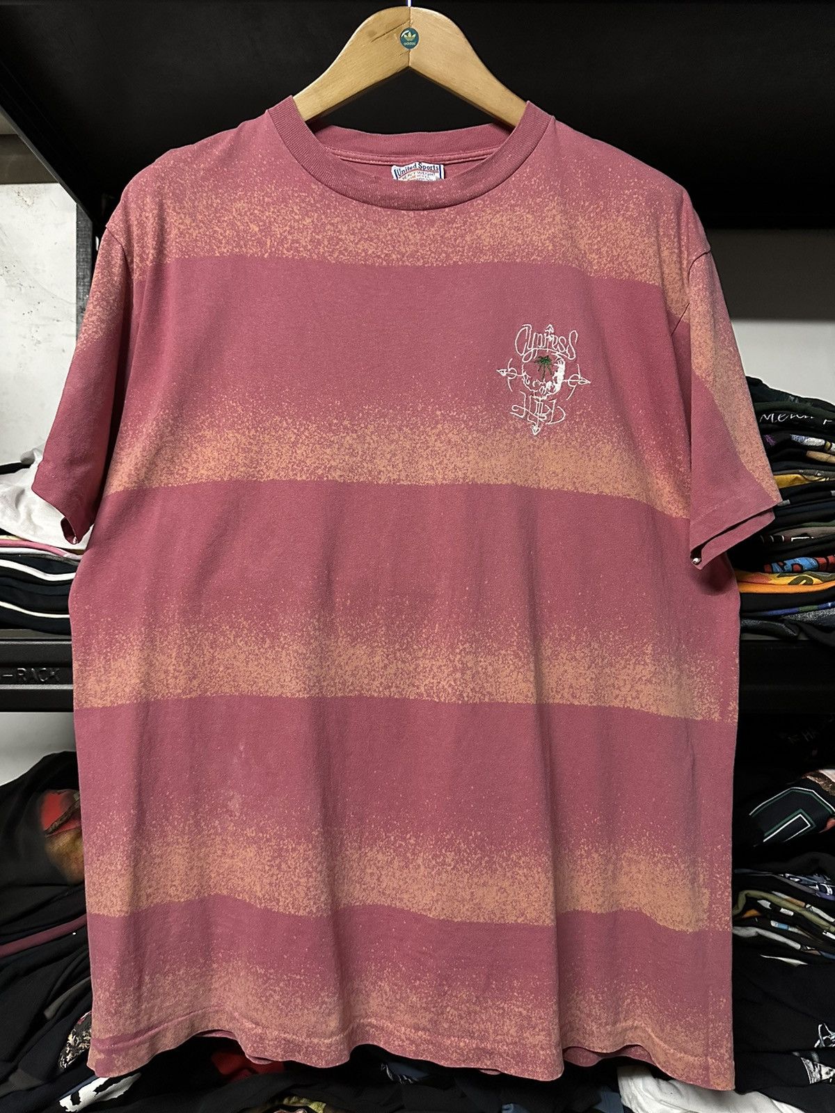 Band Tees Vintage 90s Cypress Hills Embroidery Logo Single Stitch Tee Size US XL / EU 56 / 4 - 2 Thumbnail