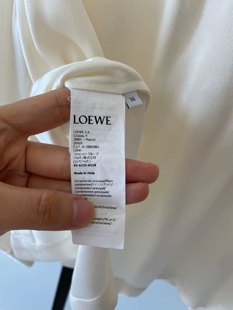 Loewe LOEWE Yellow stripe logo T-shirt on chest Size XS / US 0-2 / IT 36-38 - 6 Thumbnail