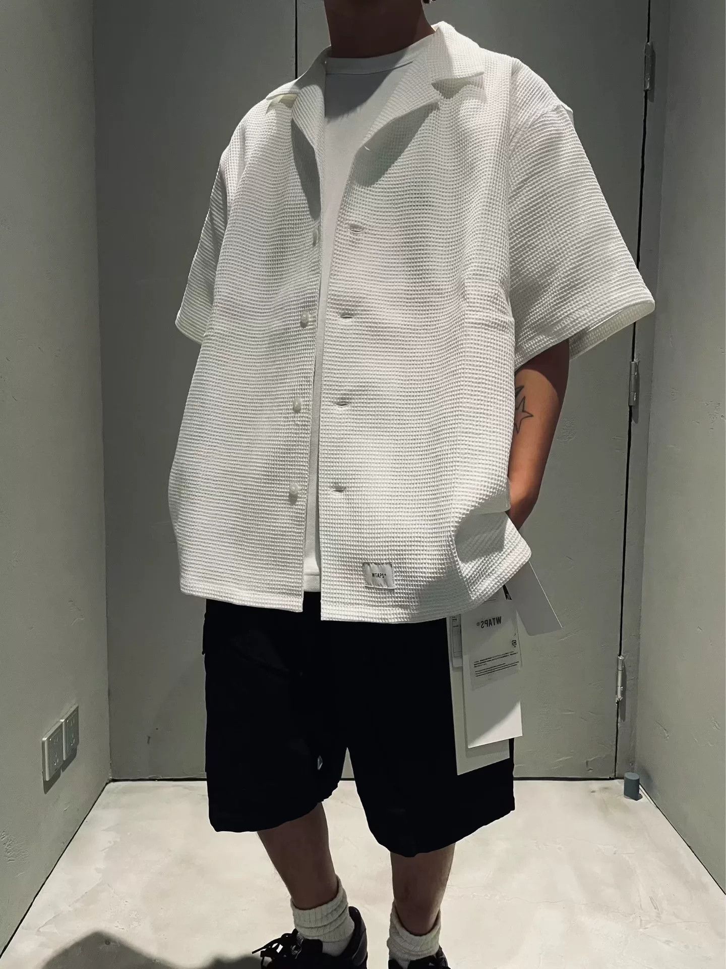 Wtaps White Waffles Cotton Shirt by WTAPS Size L / US 10 / IT 46 - 1 Thumbnail