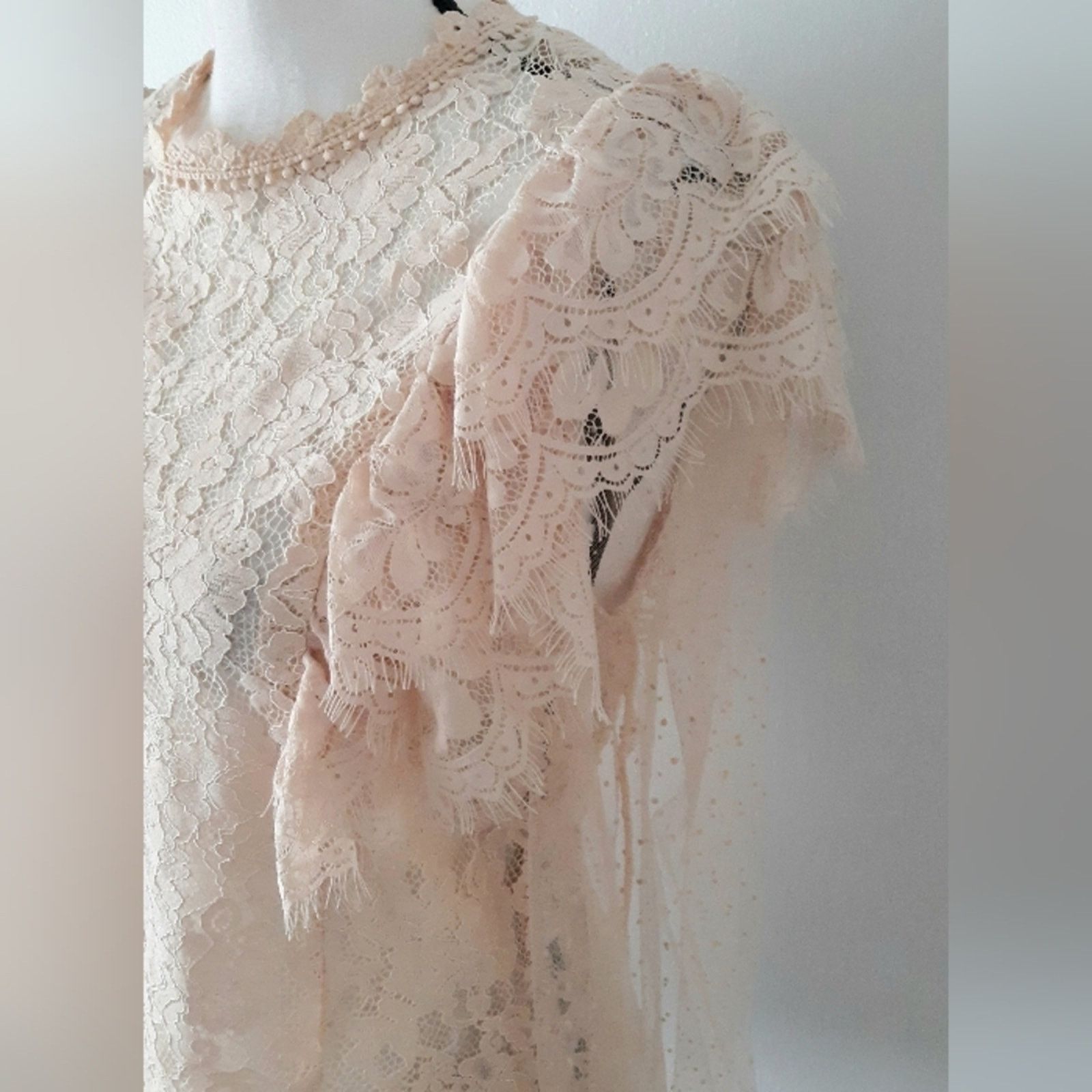 Other Peach Tiered Lace Blouse NWOT Size L / US 10 / IT 46 - 2 Thumbnail