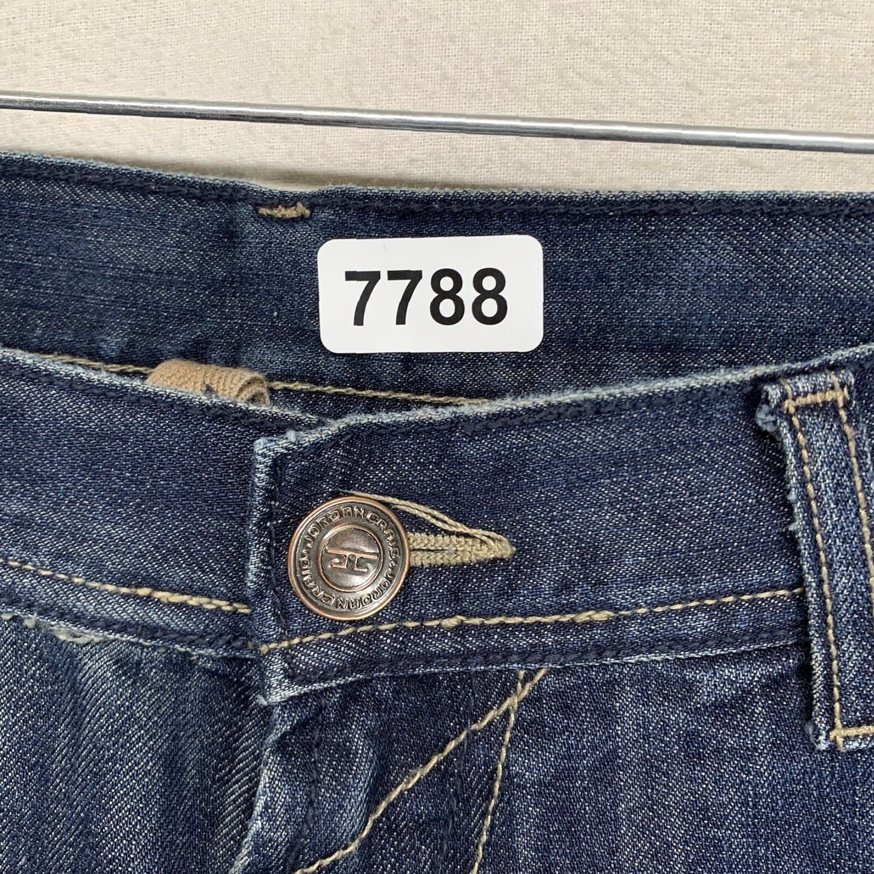 Jordan Craig VINTAGE Jordan Craig Men's Jeans Distressed Dark Wash Denim 36x32 Relaxed Fit Straight Pockets City Grunge Hip Hop Size US 36 / EU 52 - 6 Thumbnail