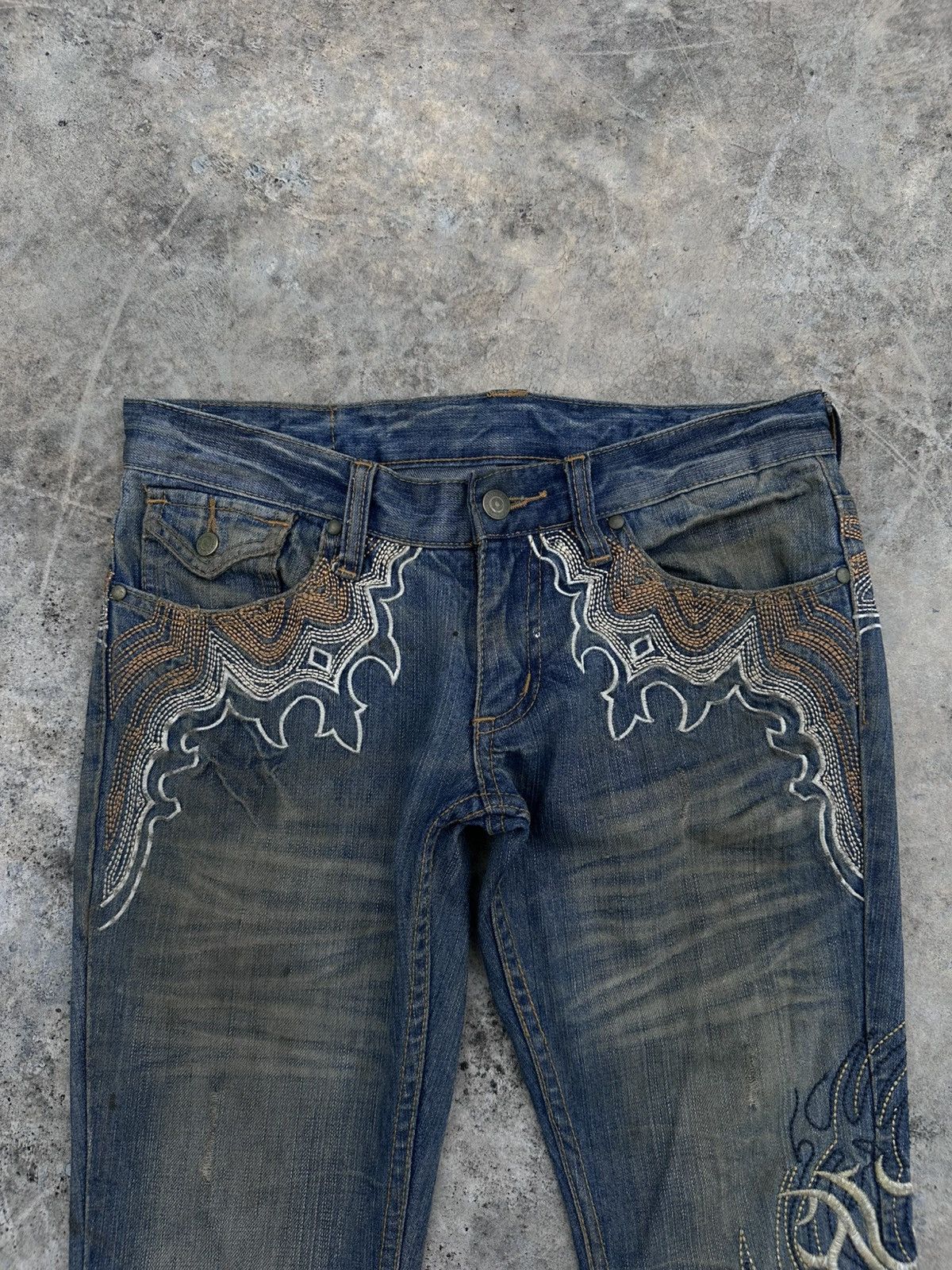 Tornado Mart 2000s Tornado Mart Tribal Flare Jeans Size US 32 / EU 48 - 3 Thumbnail