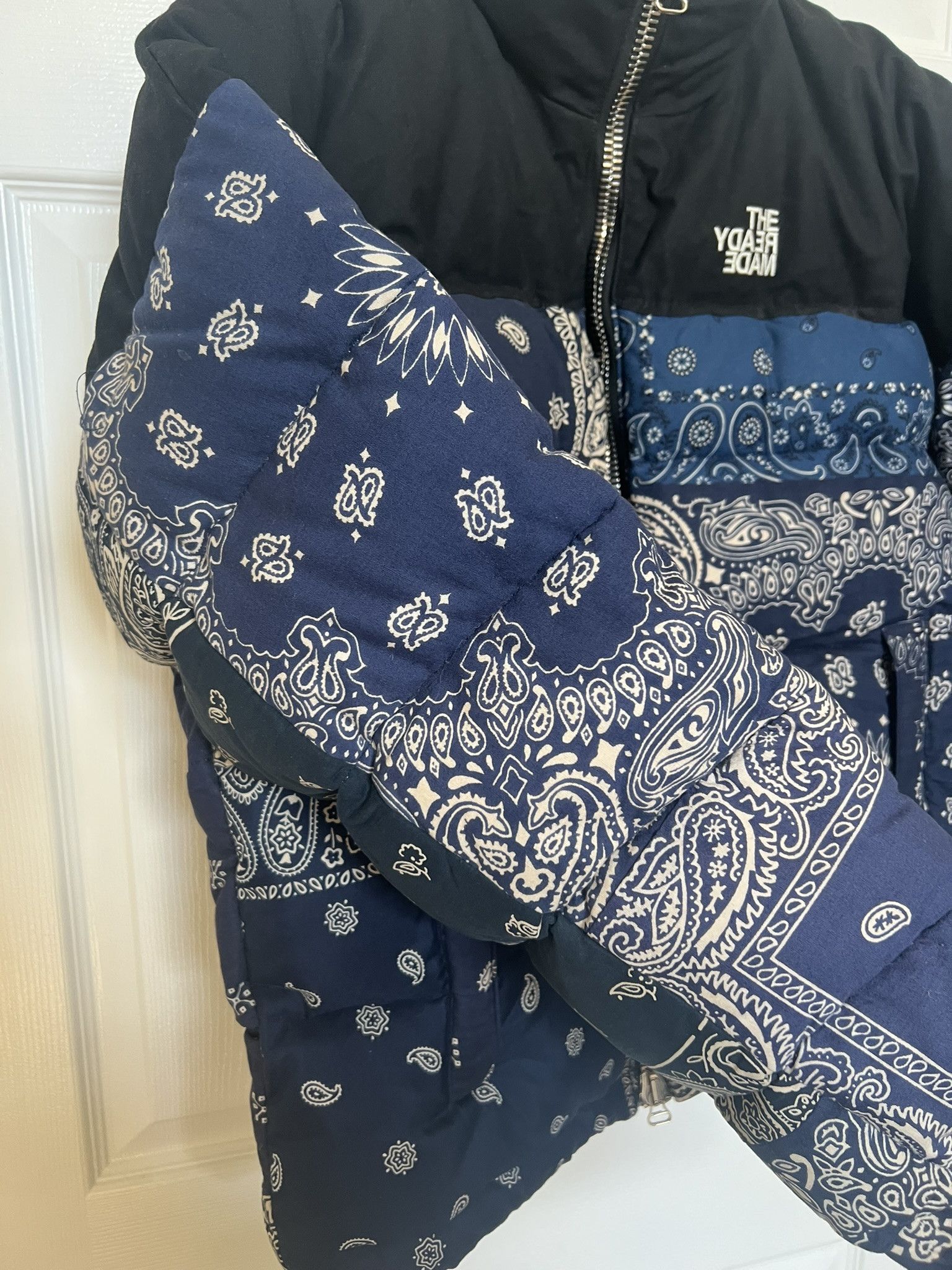 READYMADE ReadyMade Blue Bandana Paisley Puffer Jacket sz 0 Size US XS / EU 42 / 0 - 3 Thumbnail