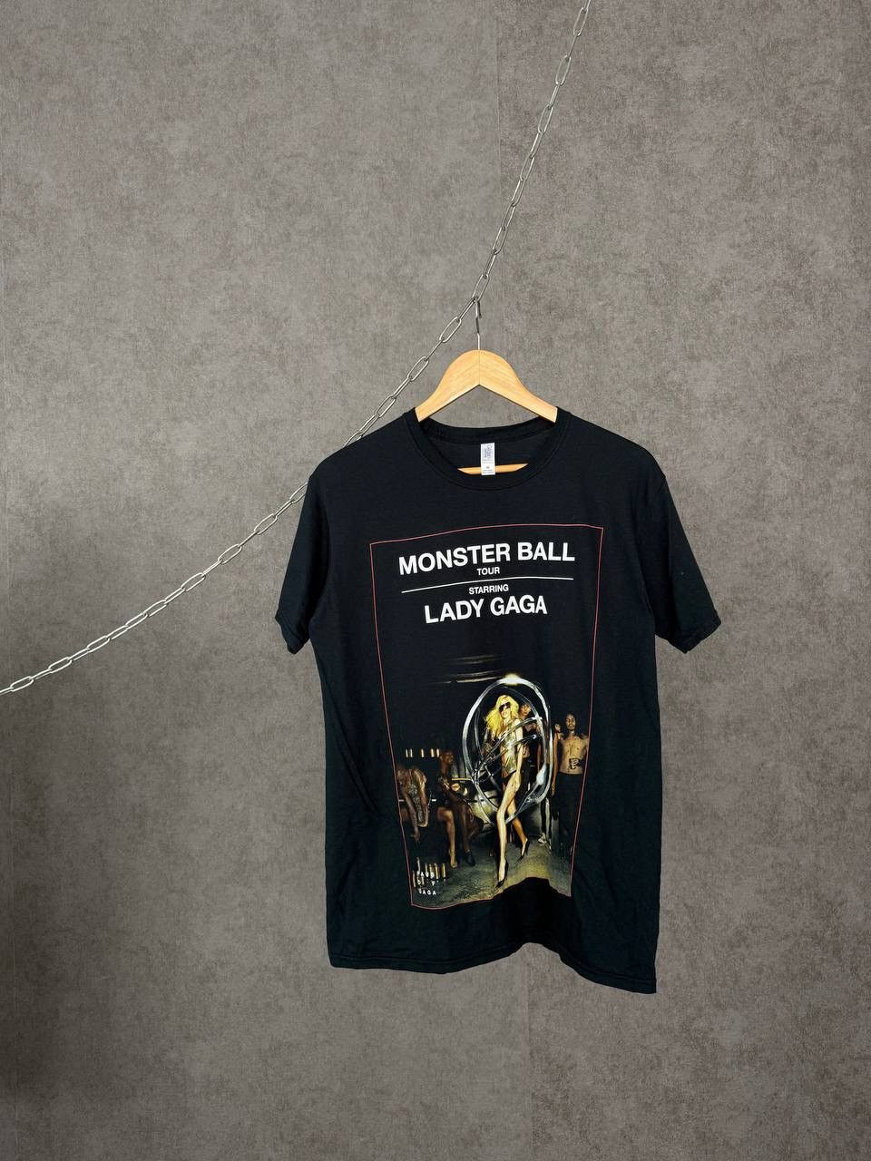 Band Tees Lady Gaga band tour tee Size US M / EU 48-50 / 2 - 1 Thumbnail