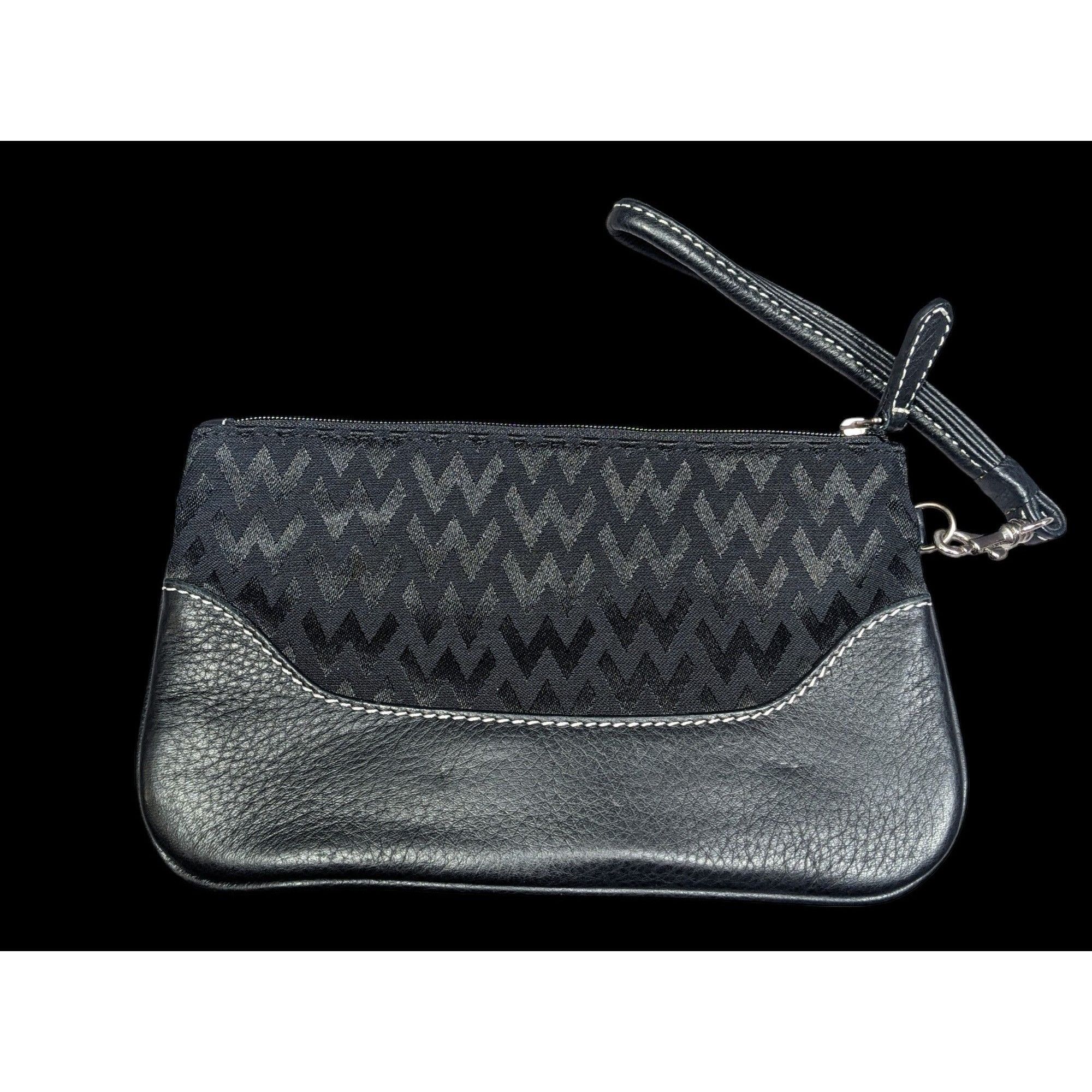 Other Wilson's Leather Gothic Black Zip Clutch/Wristlet Size ONE SIZE - 2 Thumbnail